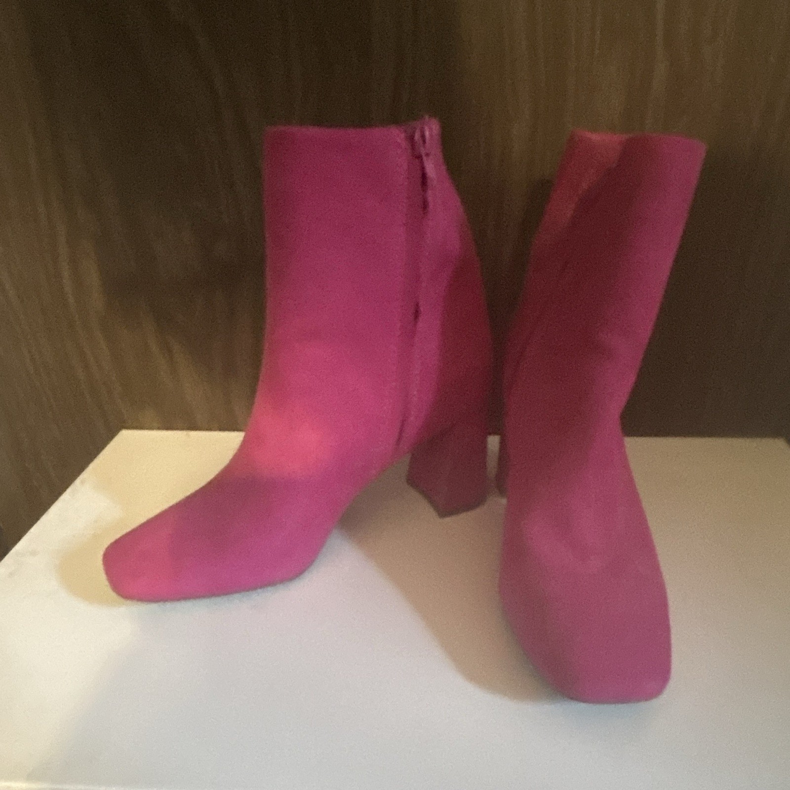 Joya Women’s Pink Faux Leather Ankle Booties Pointed Toe Zip US 9 M