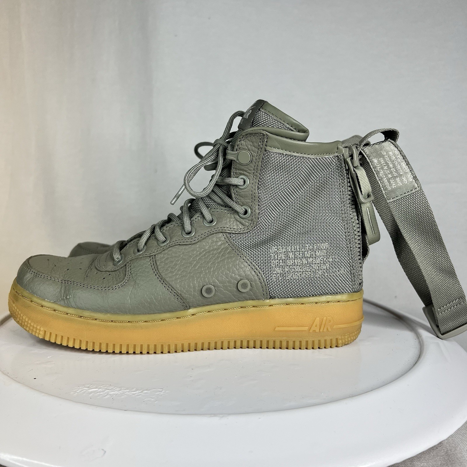 Nike Sf Air Force 1 Mid Dark Stucco 2018 Excellent NEW Condition Size 8.5