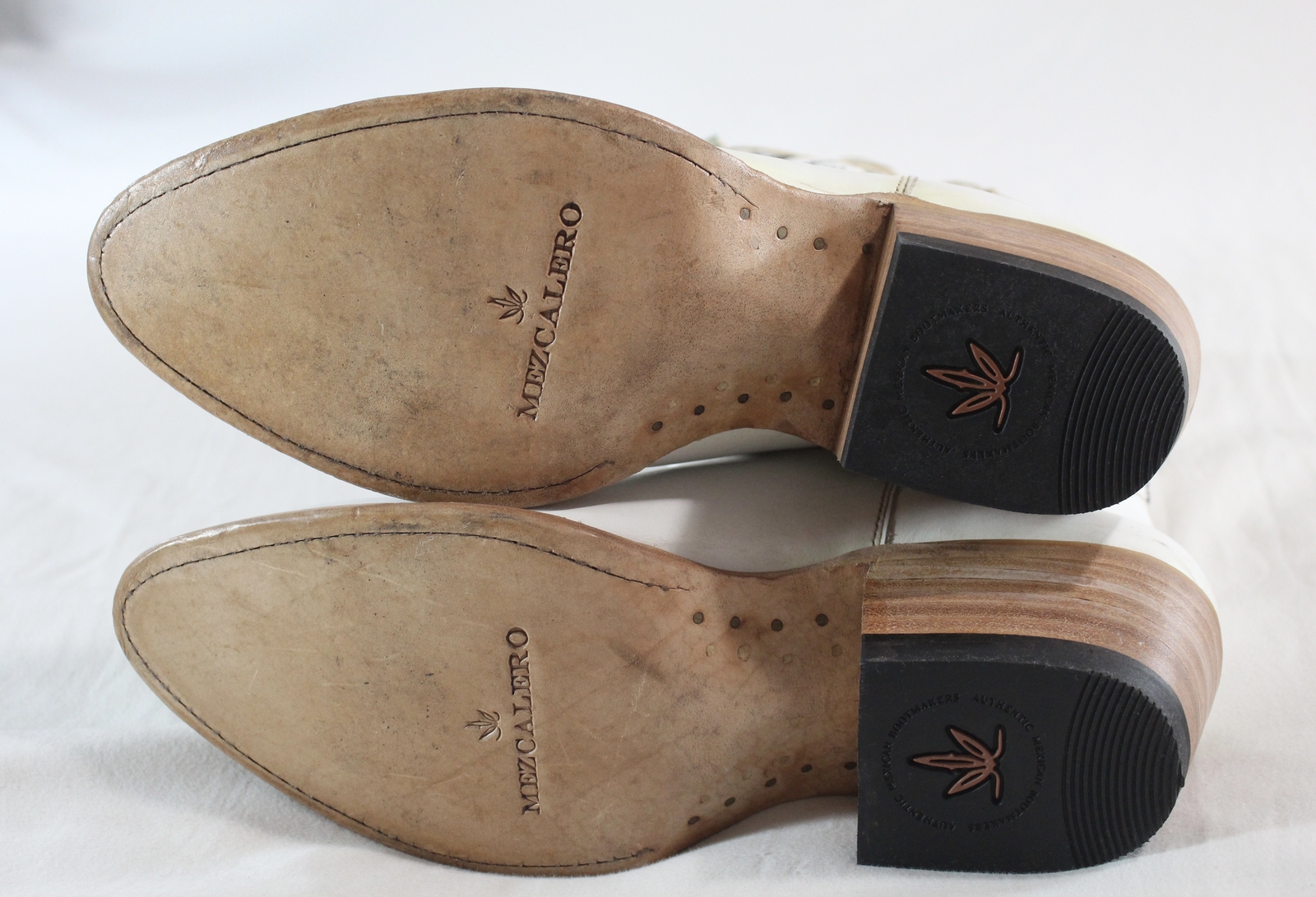 MEZCALERO – NWT $599 WHITE LEATHER «MEZCAL» WESTERN BOOTS (COWBOY CARTER!!!) 40