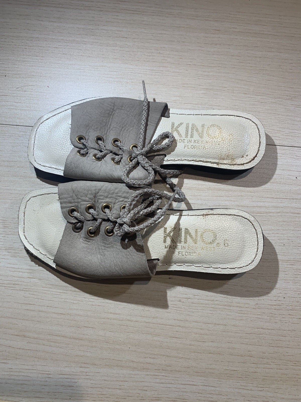 Kino Rare Beige Leather lace up Sandal Rare Style From Key West FL, Women’s sz