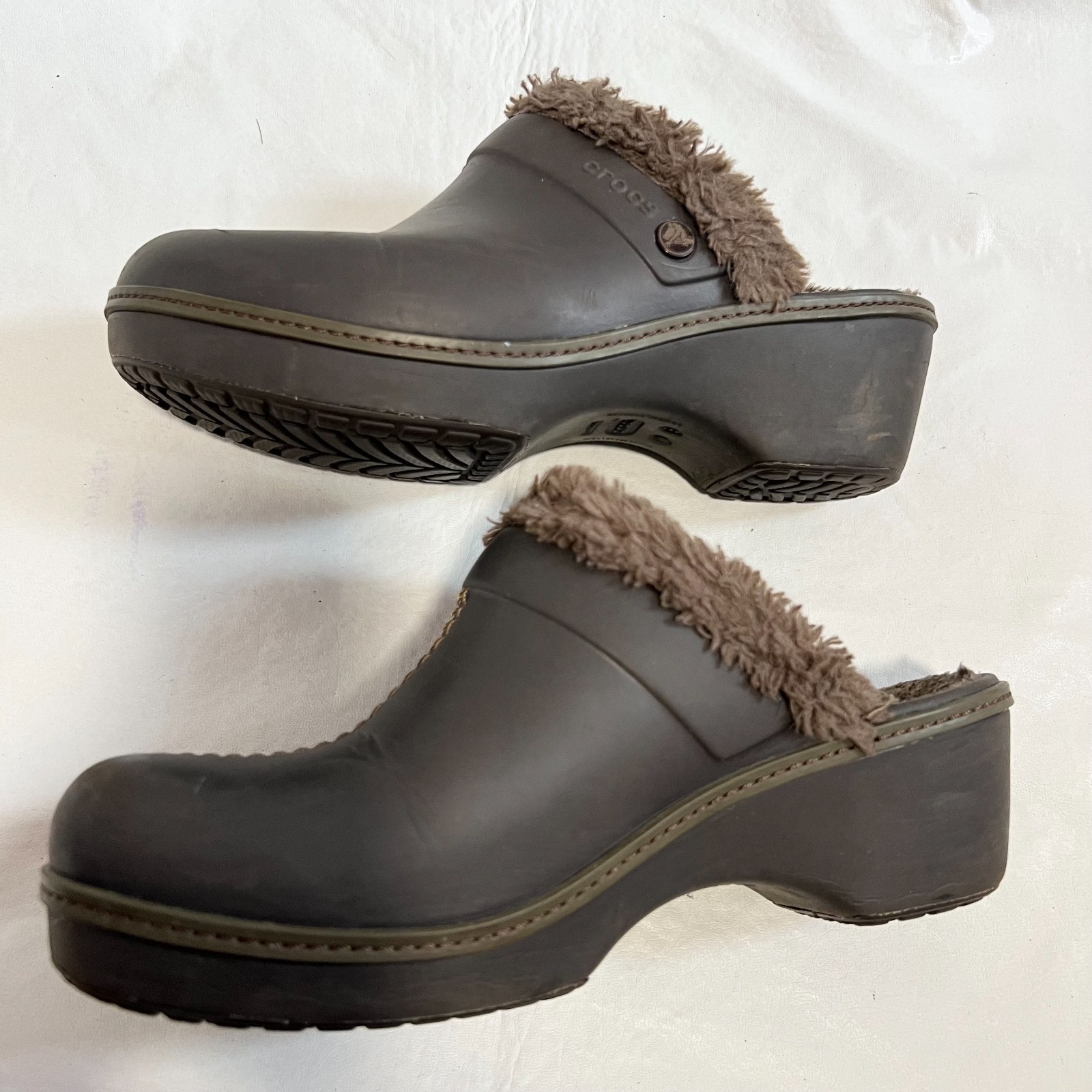 Crocs Cobbler Eva Lined Clog Mule womens 9 brown furry lining block high heel