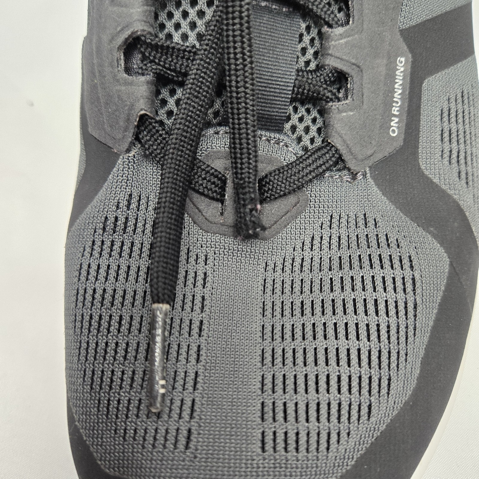 On Cloudrunner 2 «Eclipse Black» Women’s Running Shoes Size 8