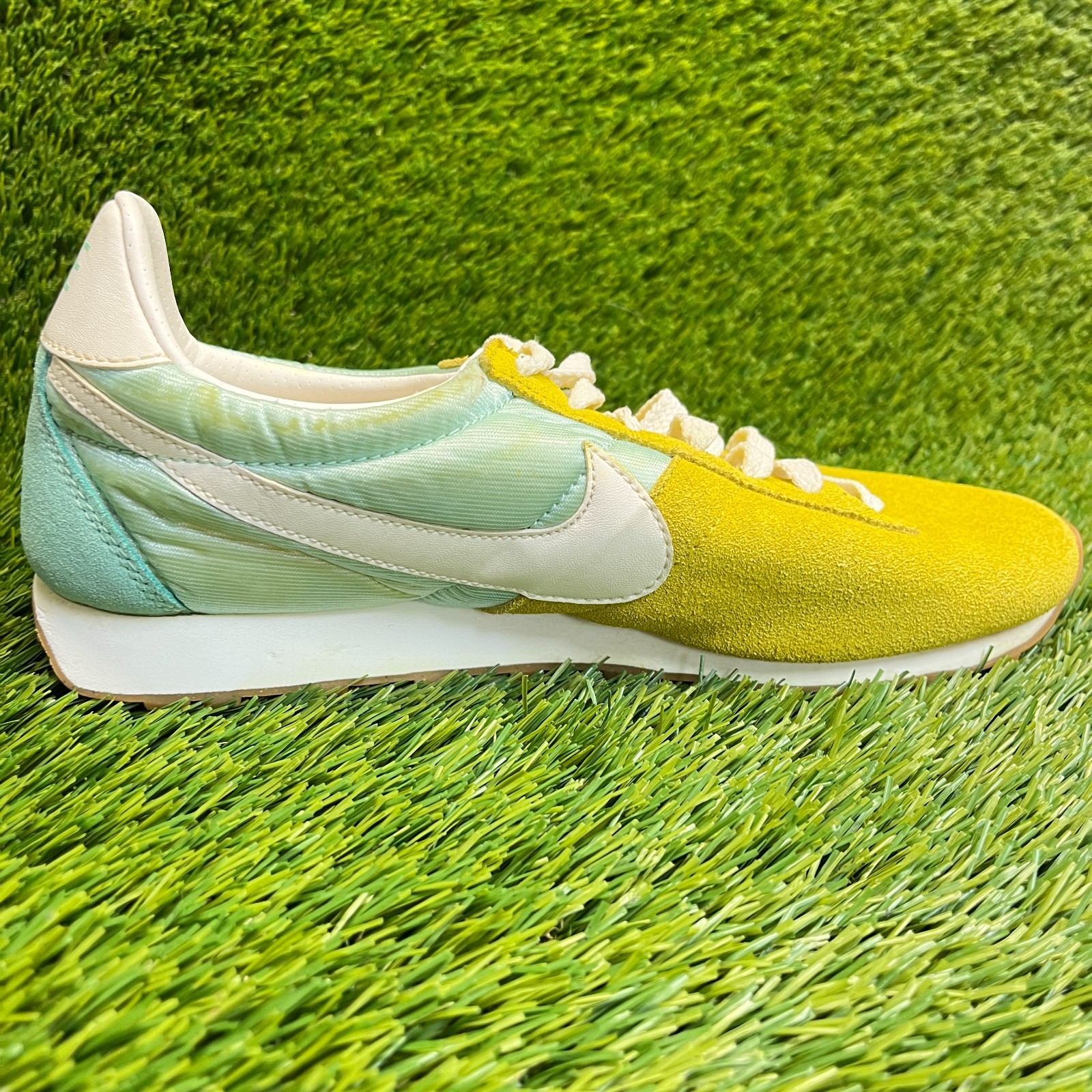 Nike Montreal Racer Womens Size 9.5 Yellow Green Athletic Tennis Shoes Sneakers