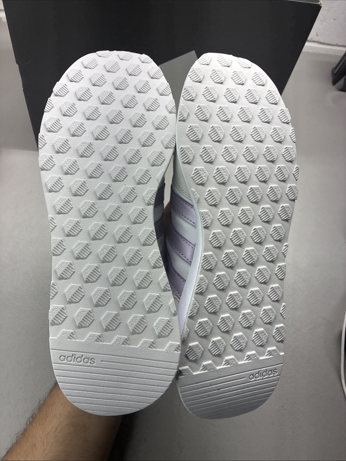adidas Run 60s 2.0 Women’s 10 White/Purple/Beige Low Top Lace-Up Sneakers GX1713