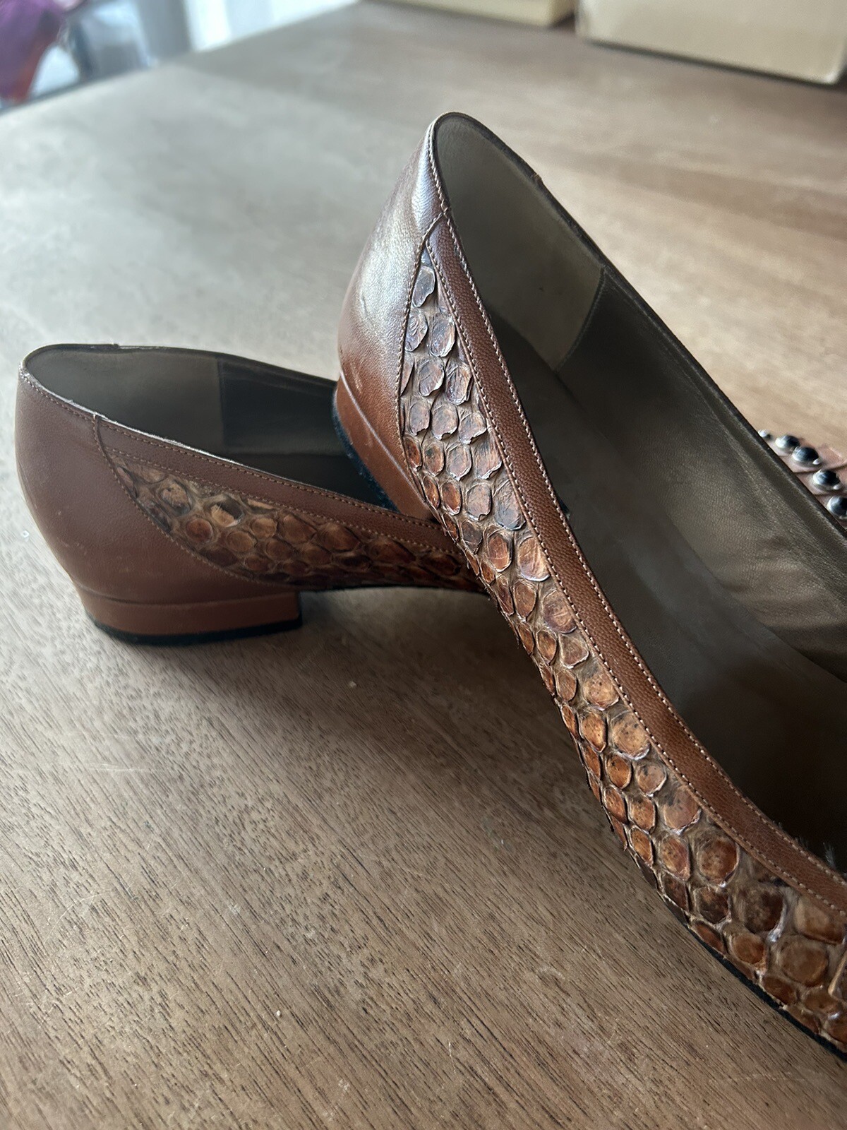 ITALIAN DESIGNER CLAUDIA CIUTI NATURAL SNAKESKINBLK JEWELS& METAL GROMETS LOAFER