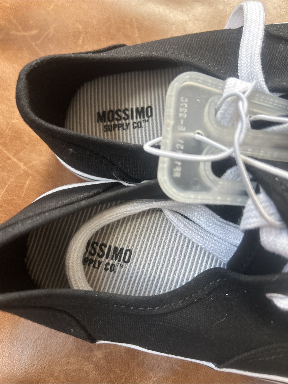 NEW Mossimo Supply Co. Womens Black Classic Canvas Sneakers Sz 7 Quick Ship-Pics