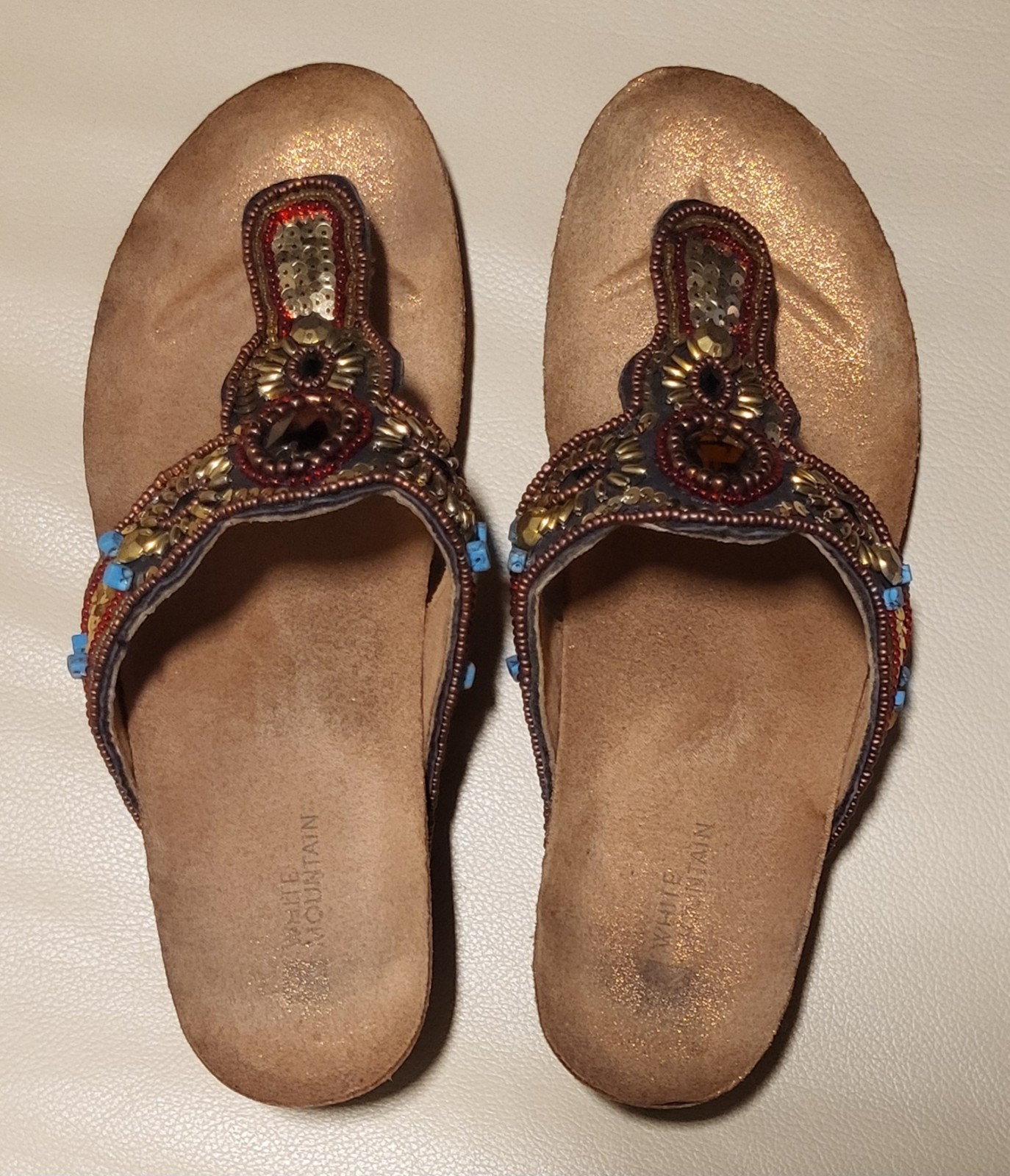 White Mountain Cork wedge Leather Sandals 7.5M. Brown/gold/red/turquoise Beads.