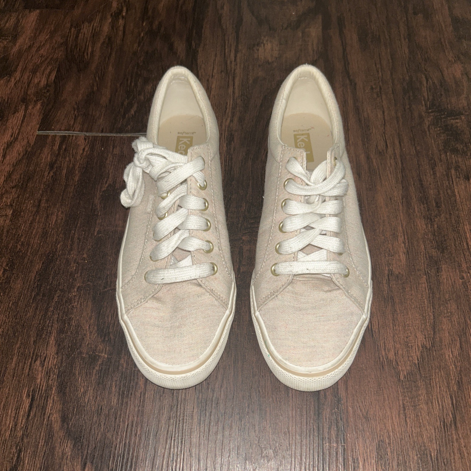 Keds Women’s Jump Kick Linen Fleck Sneaker in the oatmeal. Size 8.5