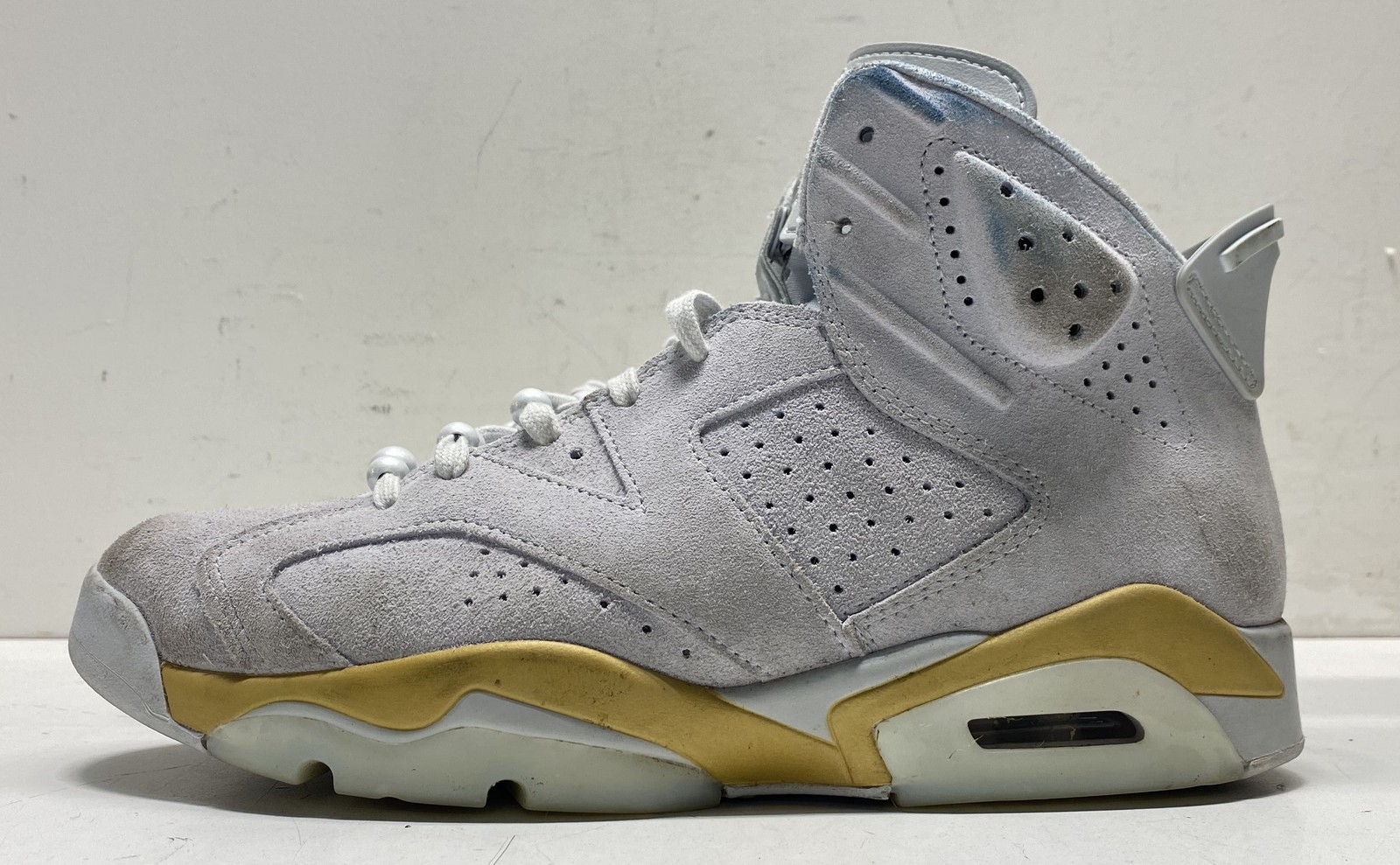 Nike Air Jordan 6 Retro Pearl Promenade Grey Suede Women’s 12 Men’s 10.5