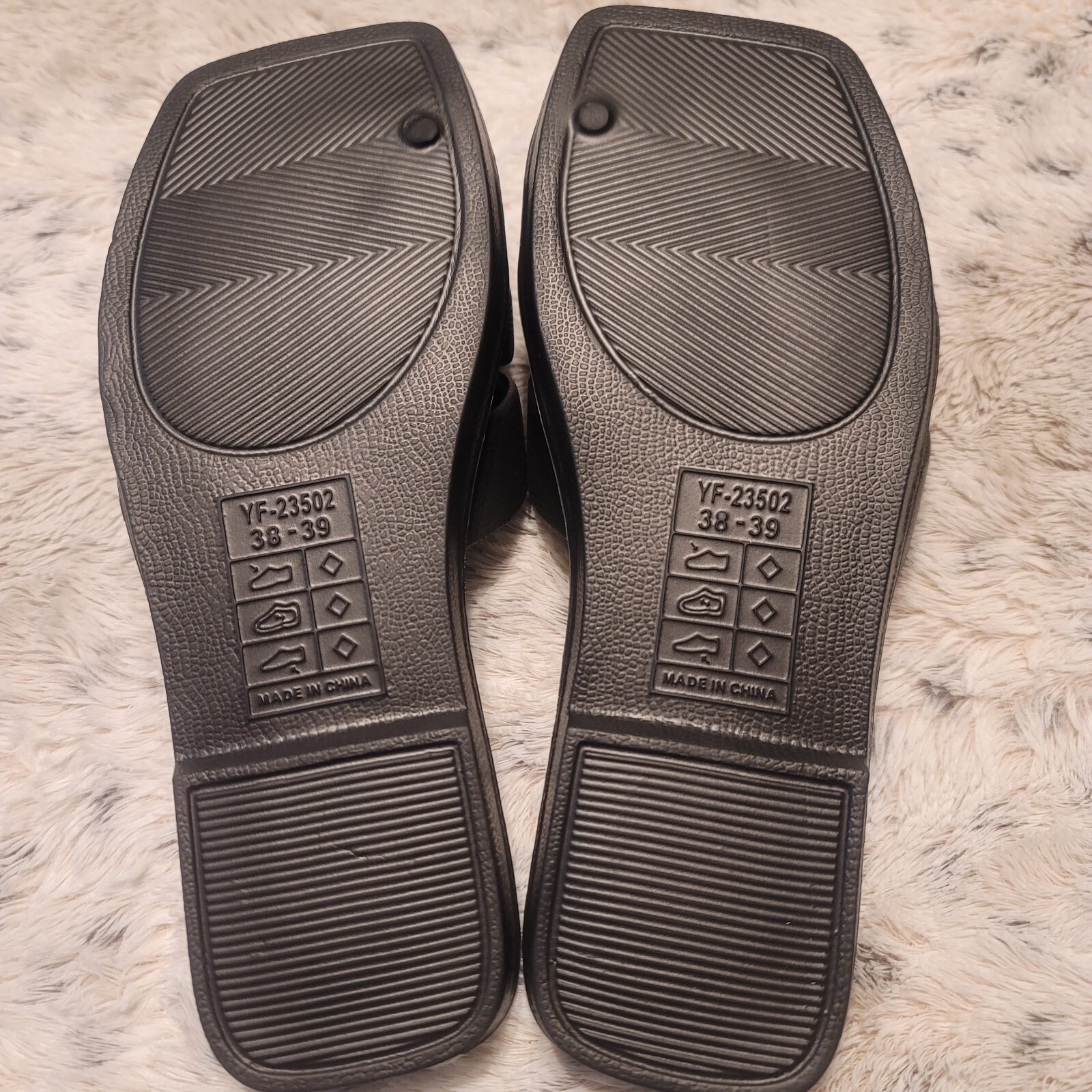 Sandal