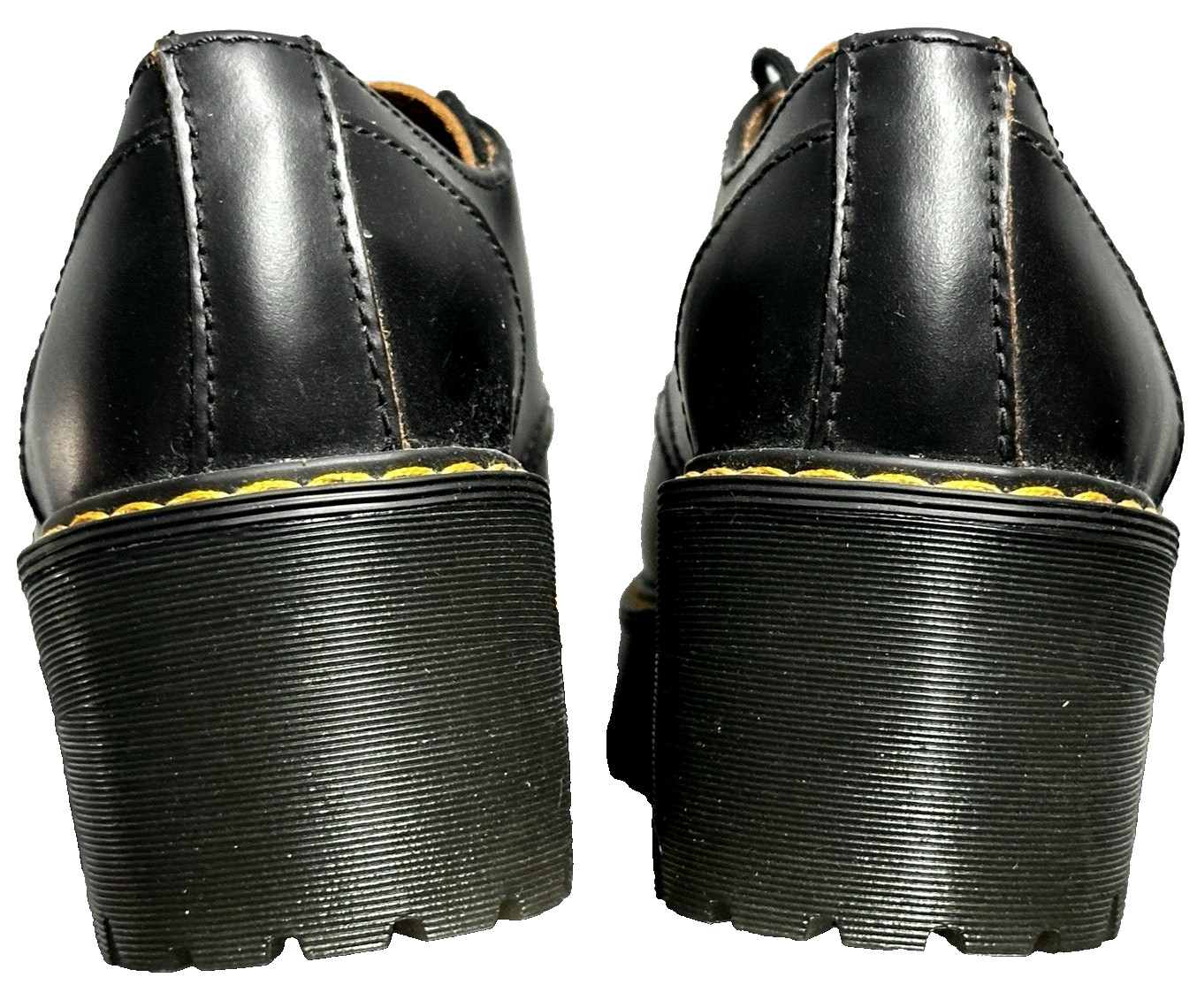 Dr Martens Leonalo LA004 Black Leather Chunky Lace Up Loafer Women’s SZ: 6 -Used
