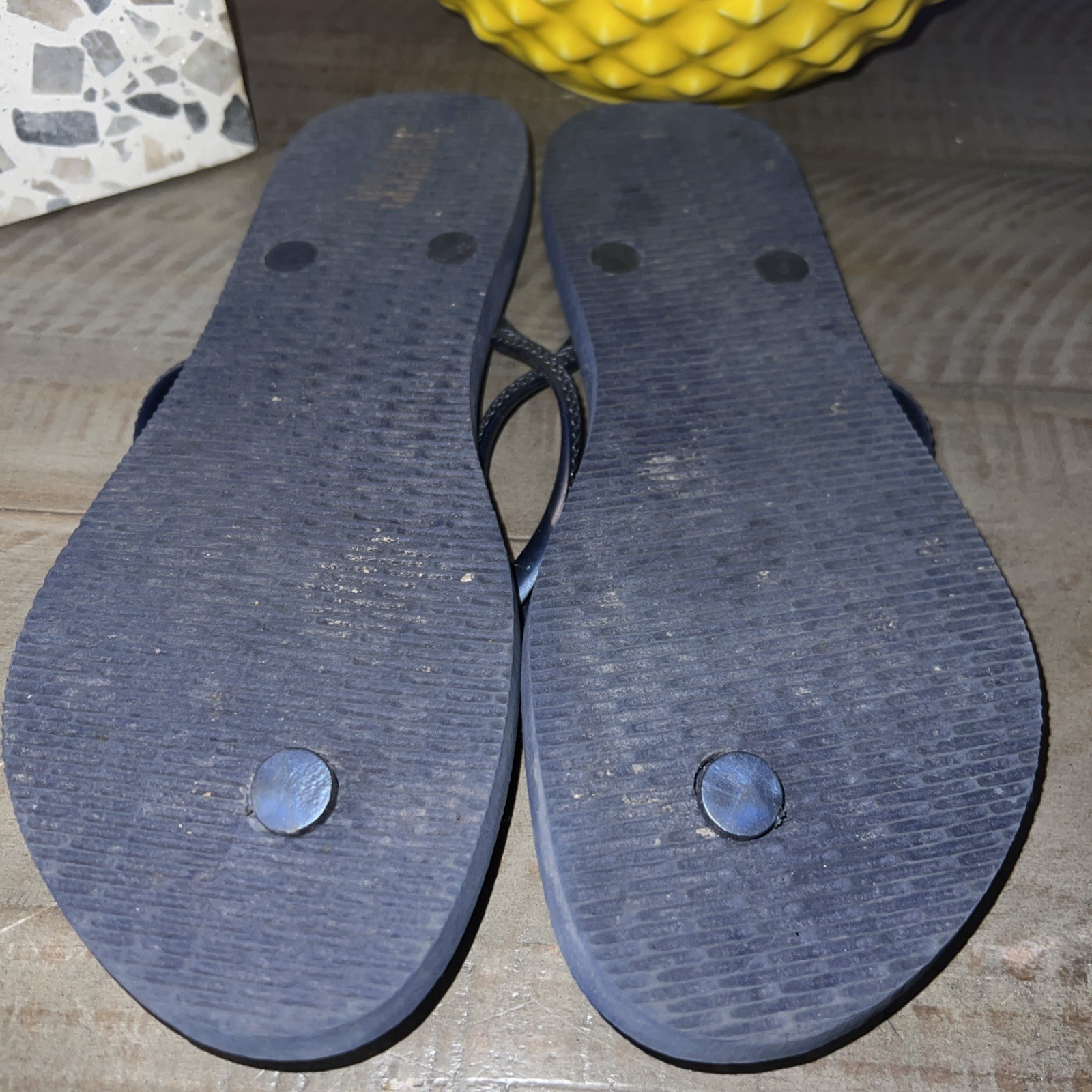Havaianas Women’s Flip Flops Sandal Navy Blue USA 9/10W EUR 41/42 [used]