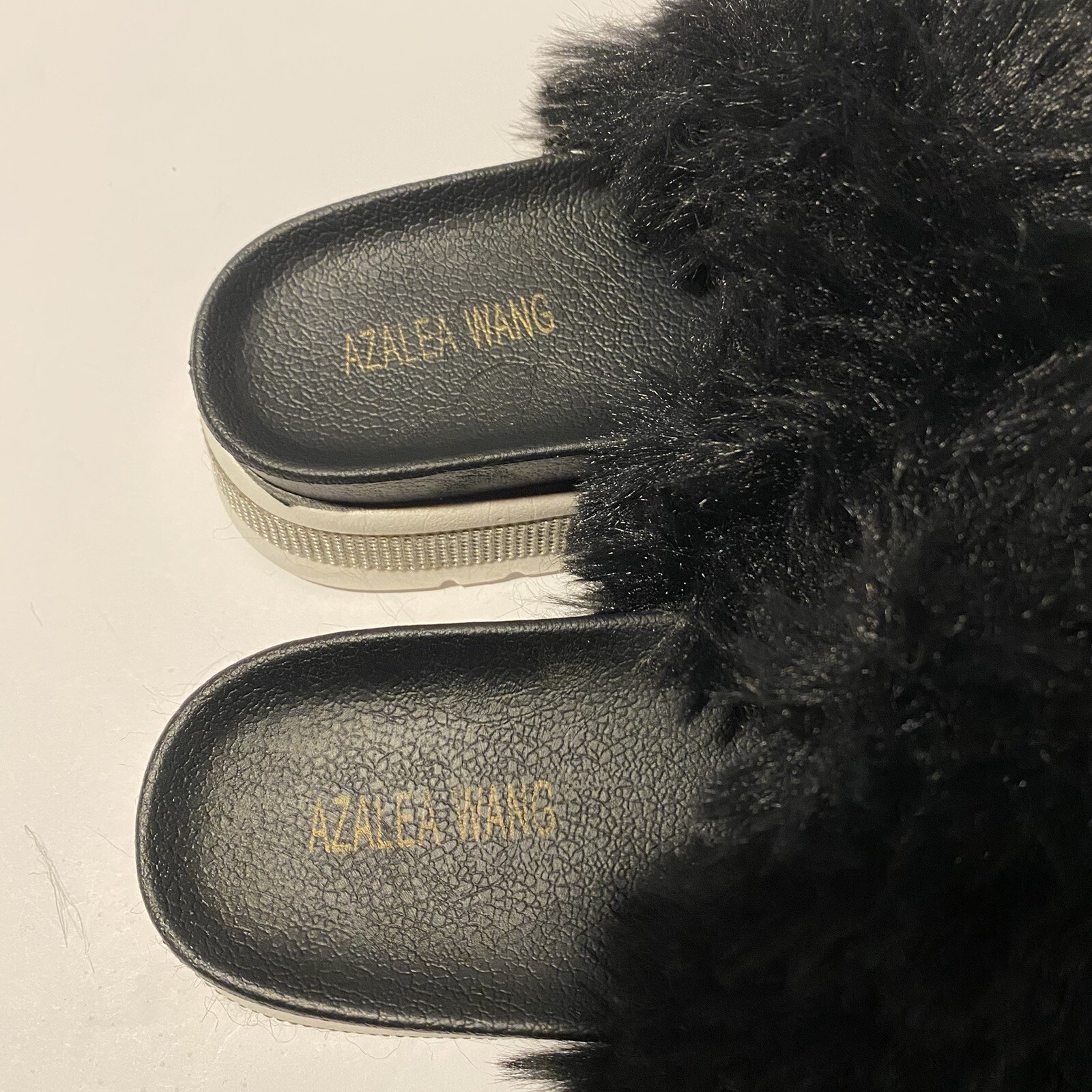 Azalea Wang Rhinestone Fur Slide Sandals Platform Size 7 Chic Glamorous Bling