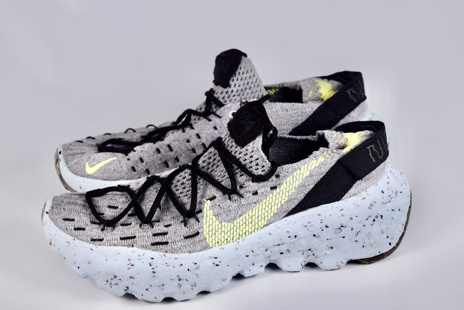 Nike Women’s Space Hippie 04 CD3476-001 Gray Running Shoes Size 7.5 Sneaker