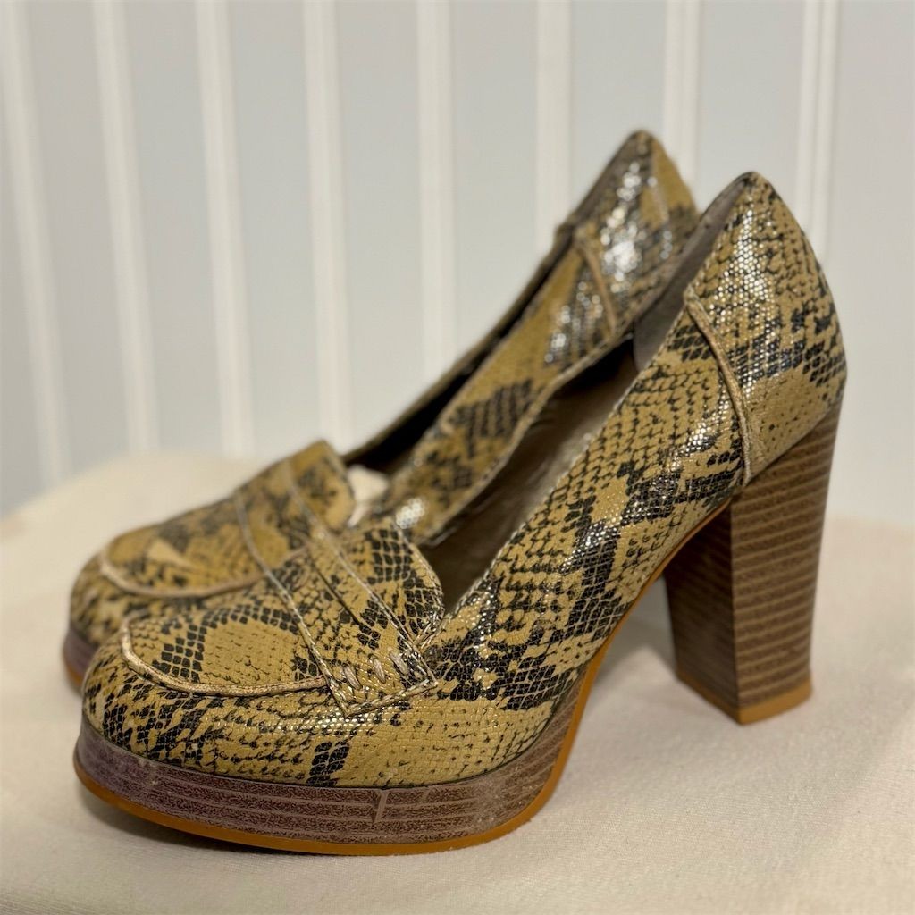 Y2K Mudd Platform Loafer Heels Snakeskin Print Chunky Block Heel Women’s Size 6