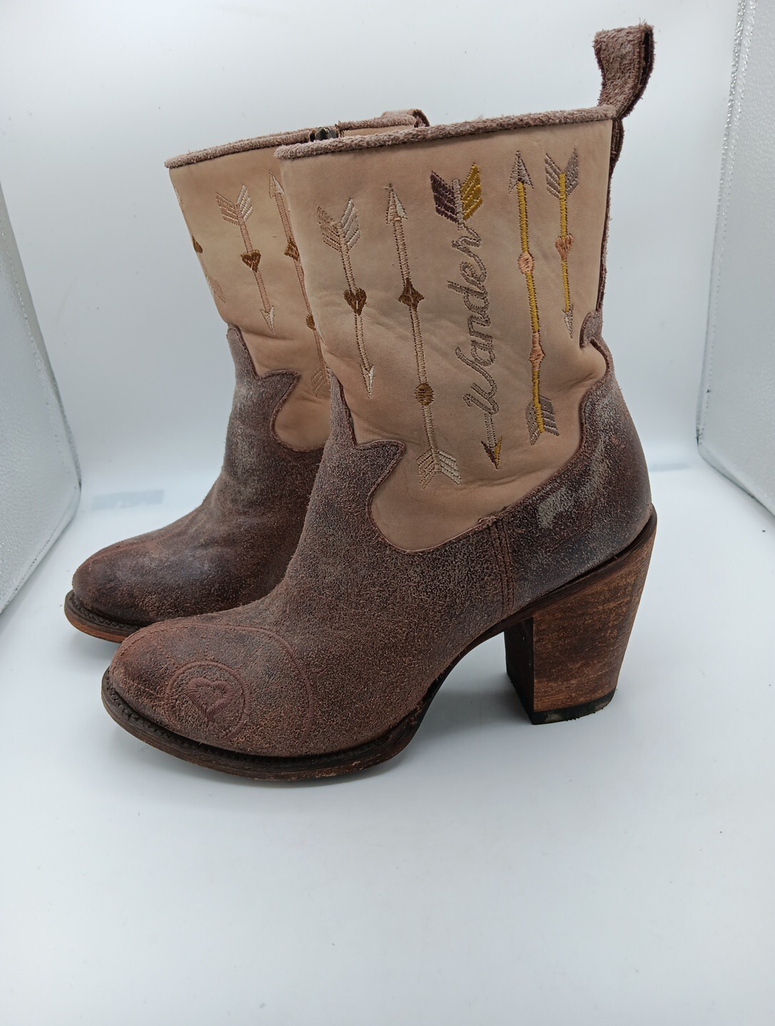 Womens Junk Gypsy By Lane Heeled Distressed Leather Boots Size 7