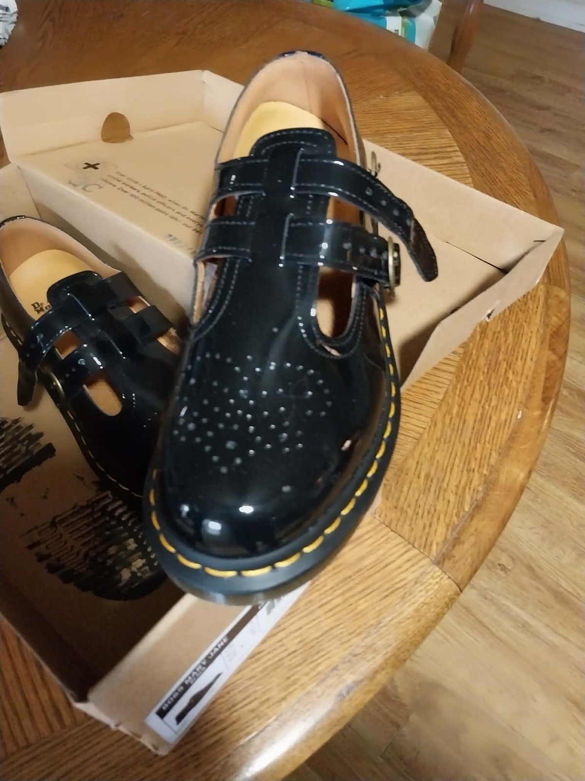 Dr. Martens 8065 Black Mary Jane Round Toe Two Buckle Strap Womens US 9