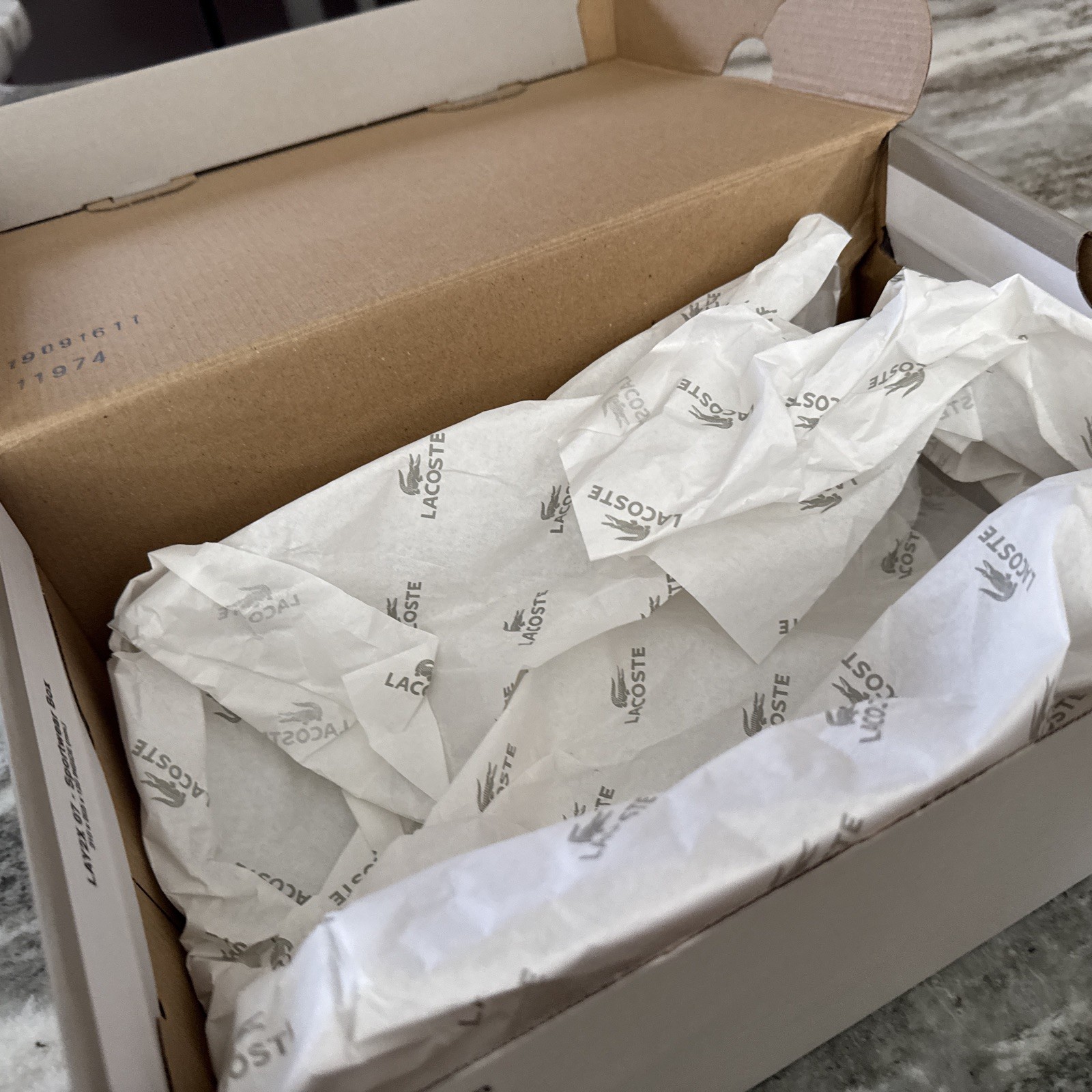 Lacoste Marthe Paris Women’s Slip On Flat Canvas Shoes Wine Sz 9.5 New In Box!