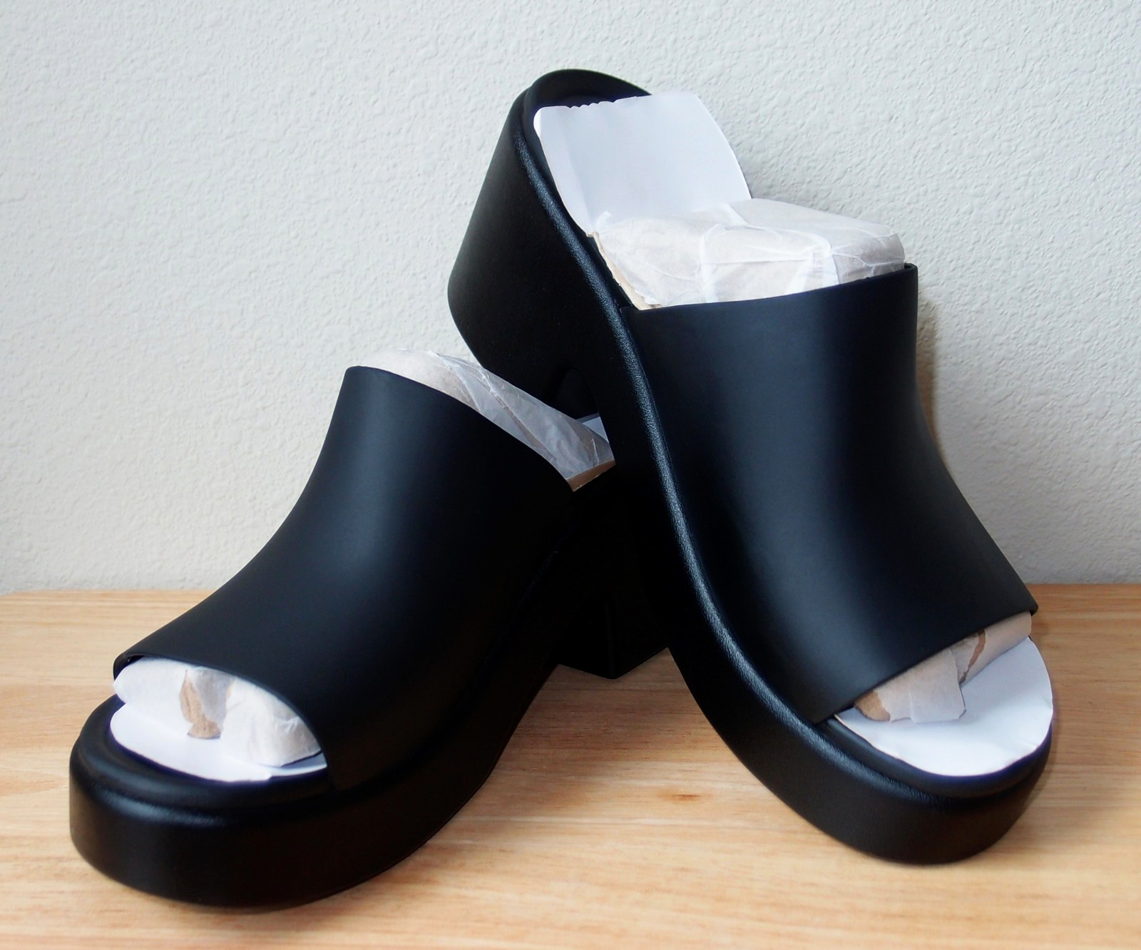 Crocs BROOKLYN Slide Heels Wedge❤️RARE❤️ Black ❤️LiteRide Tech❤️NWOT SIZE 9W❤️