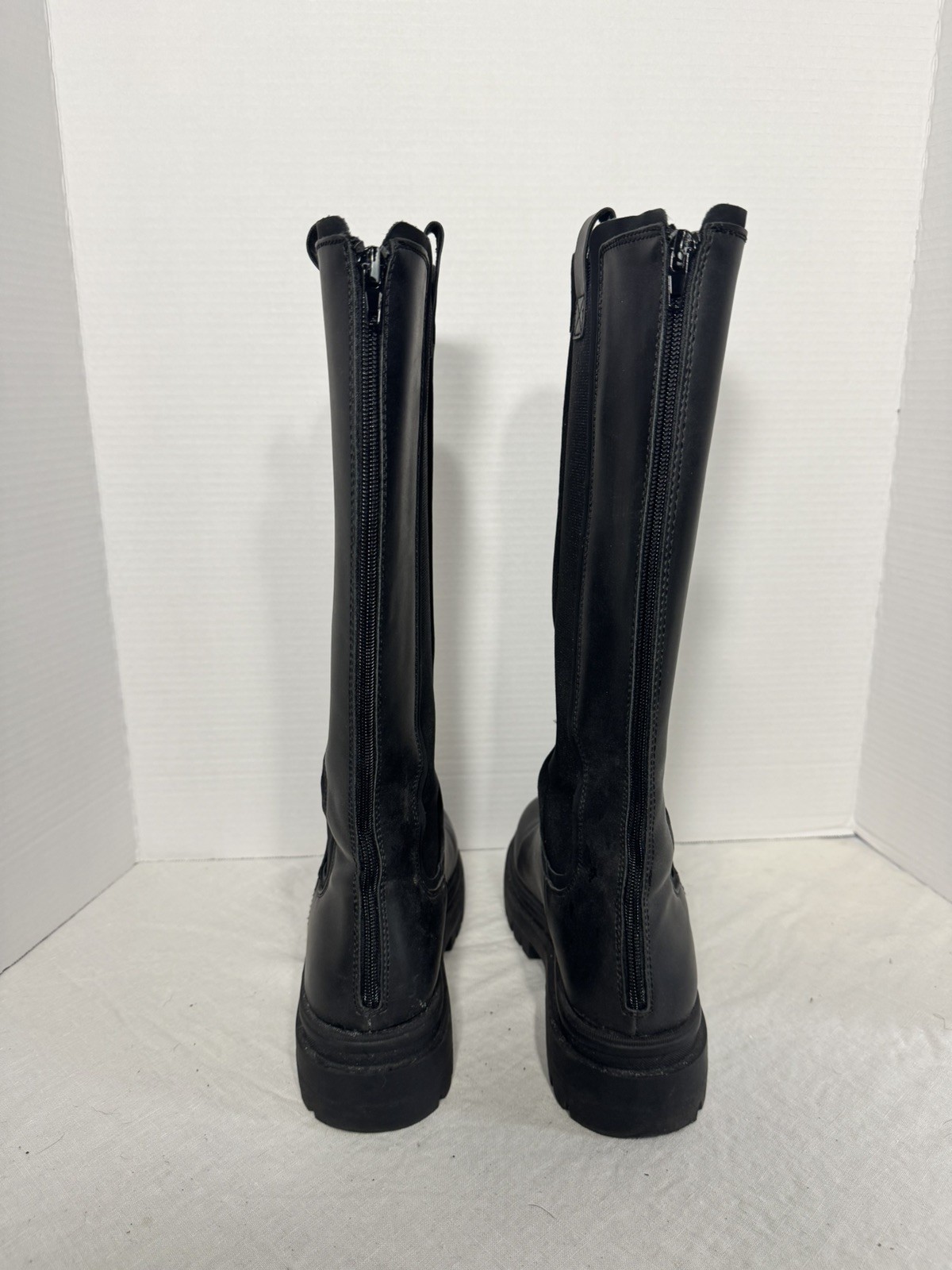 Rocket Dog Women’s Motorcycle Style Zip Up Knee Boots Size 7.5