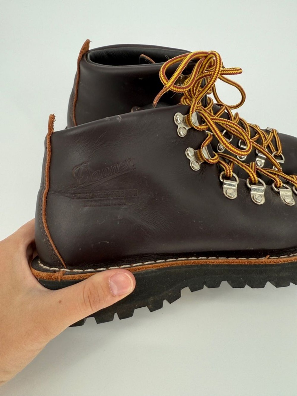 Danner Women’s Mountain Light Boots Size 9.5