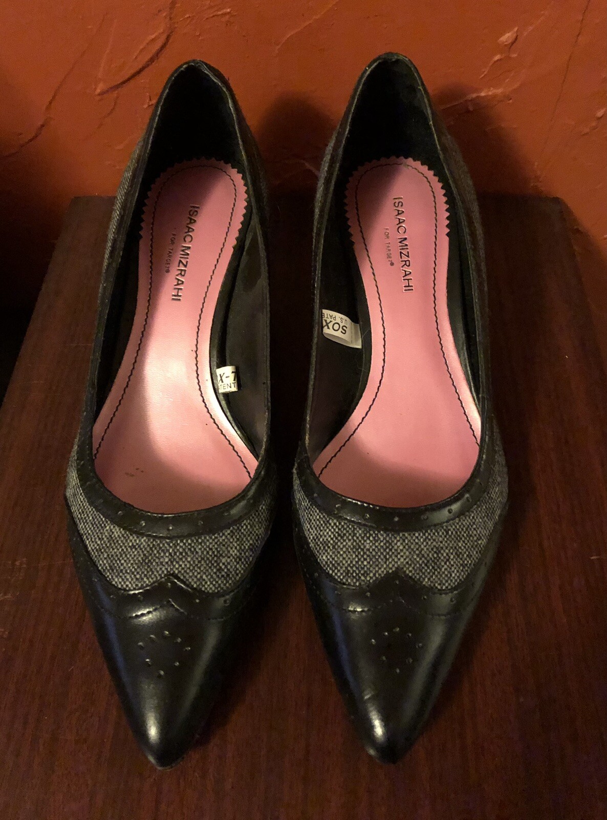 Isaac Mizrahi For Target Women’s Shoes Size 6.5 Kitten Heels Fabric/Leather