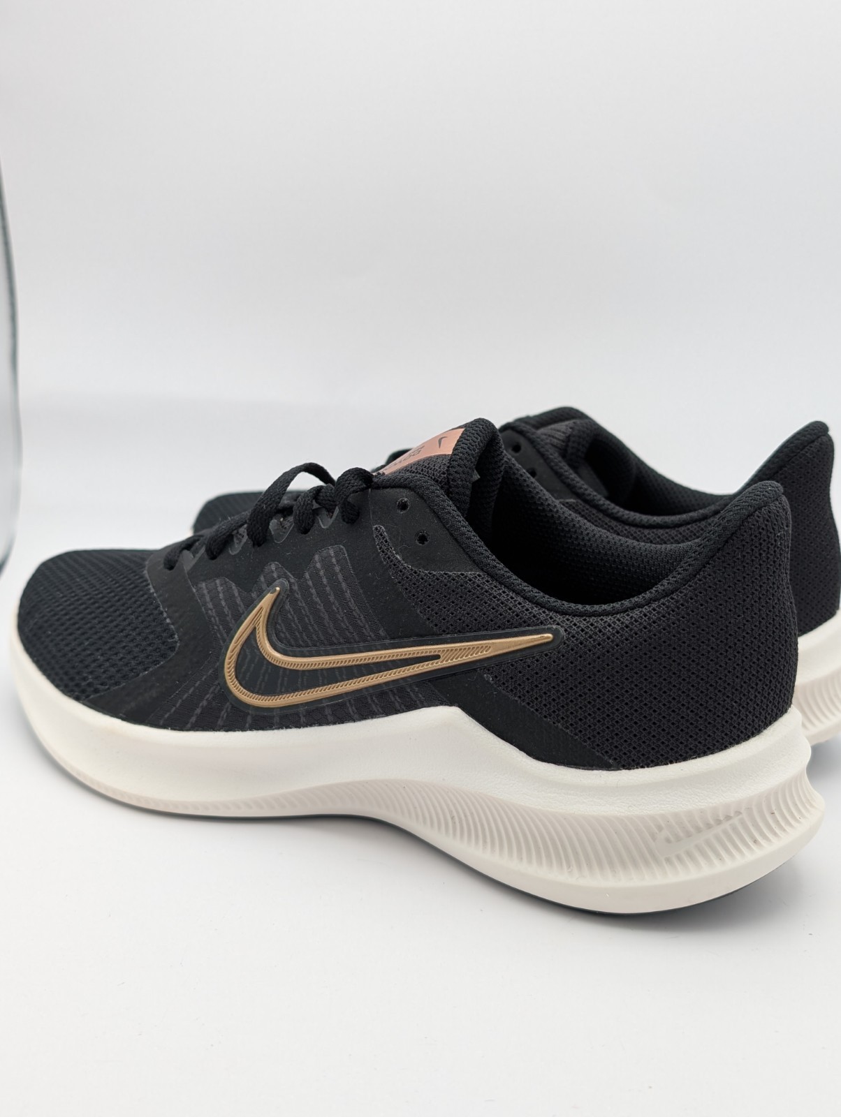 Women Nike Downshifter 11 Running Sneakers Black/Metallic Copper Coin CW3413-002