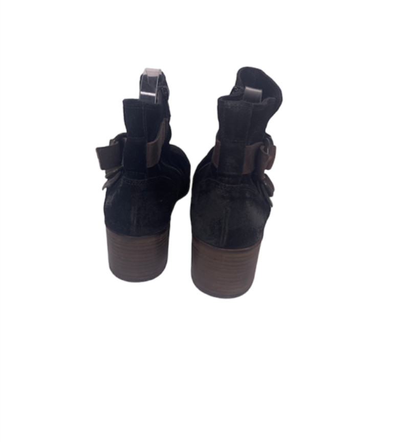Paul Green black and brown suede leather ankle boots size 9.5