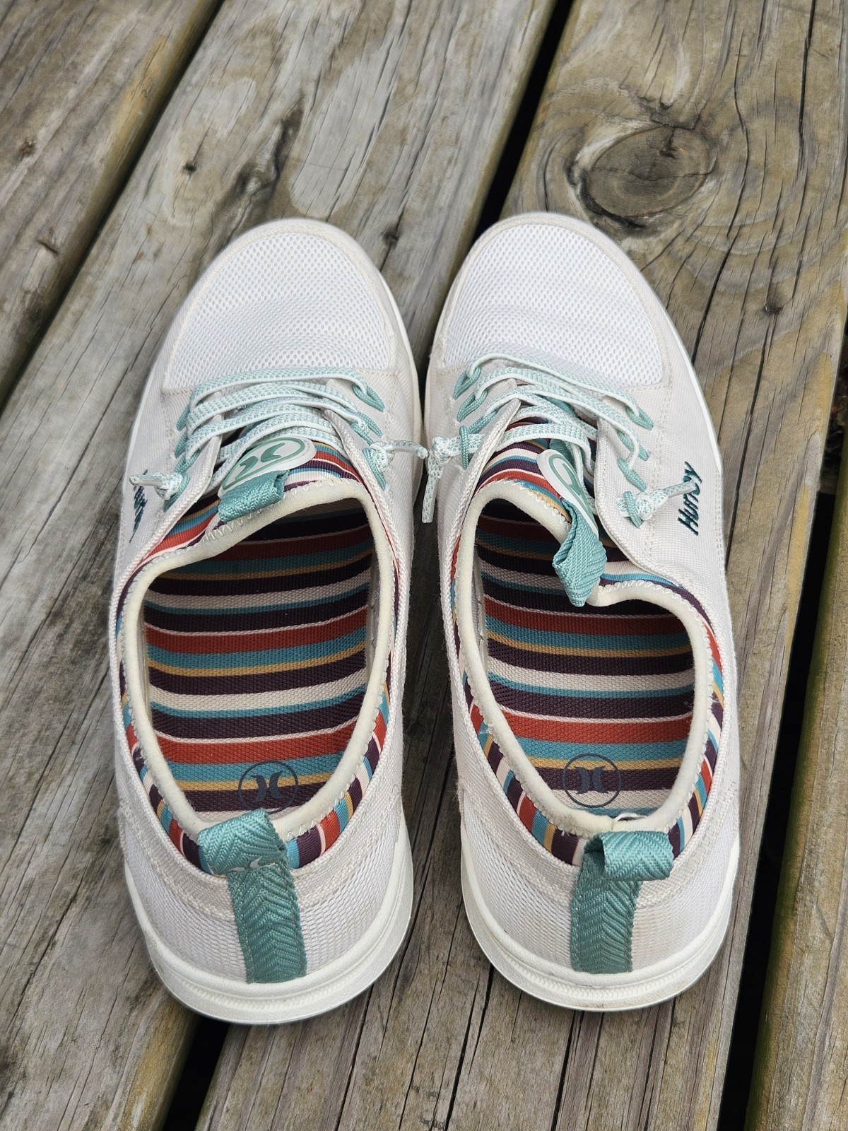 Hurley Castaic Womens Colorful & Functional Casual Fashion Sneaker Shoe Beige 10