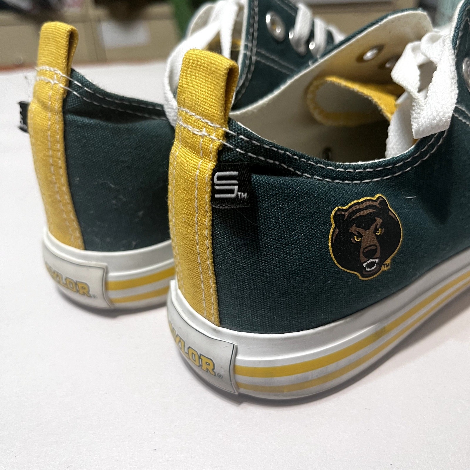 Baylor University Sneakers W10/M8 SKICKS Tennis Shoes Green Gold Waco, Texas