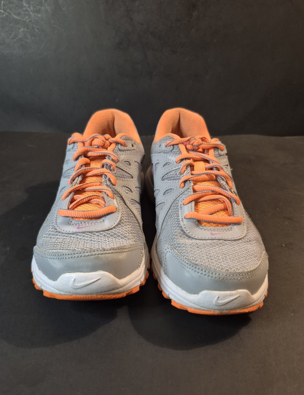 Nike Revolution 2 Gray/Orange Running Walking Athletics Shoes – Size 7