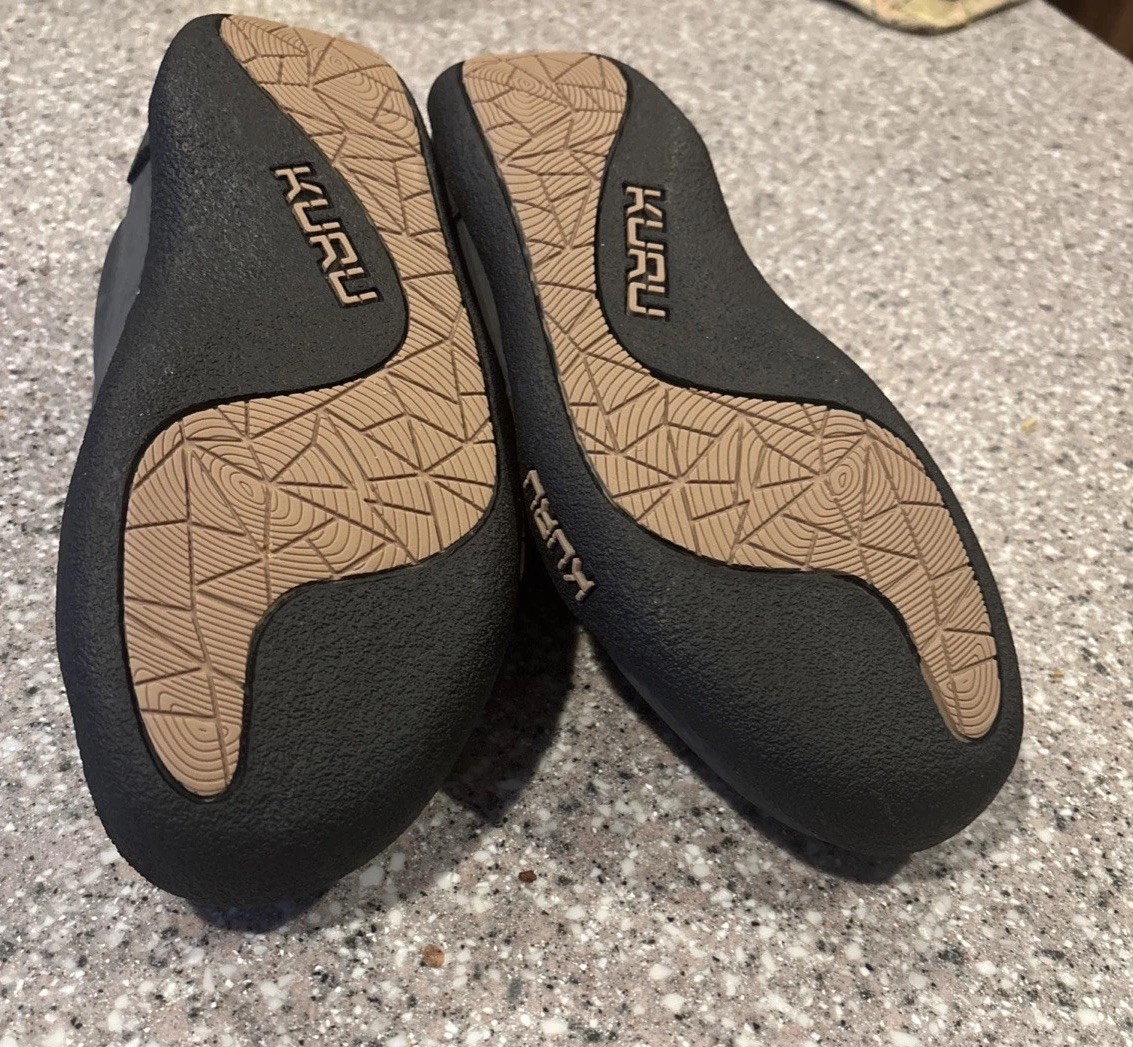 Kuru Kivi Women’s 9W Gray/Tan Slip-0n Walking Shoes