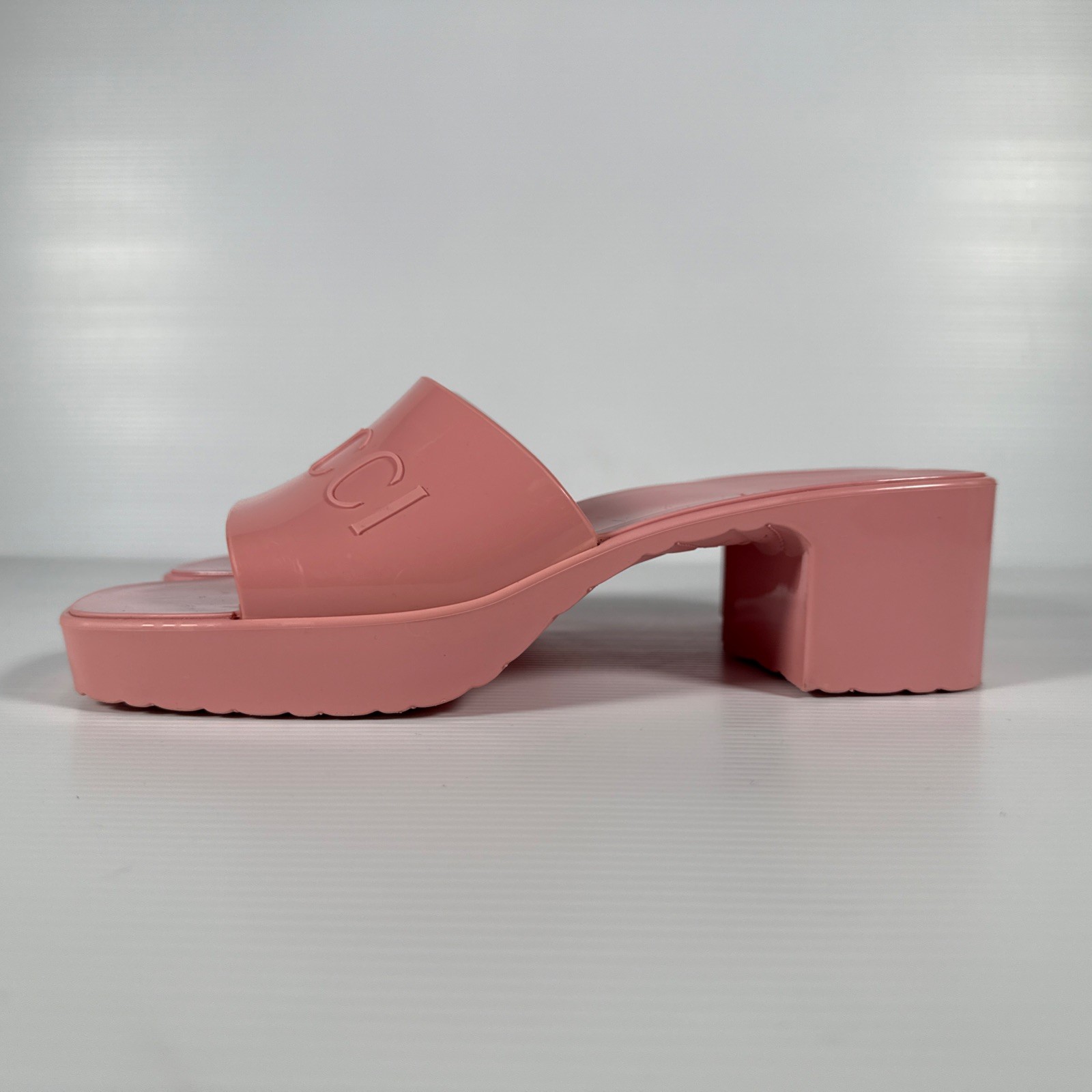 GUCCI PINK RUBBER SLIDES- 7 1/2-8 sandals