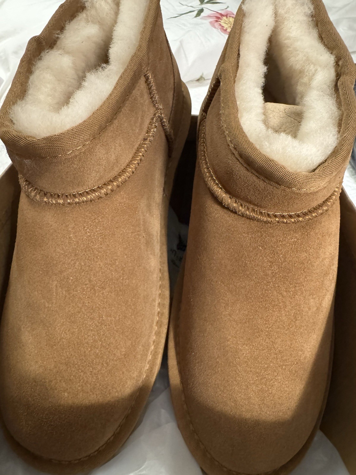 NWT Quince Australian Shearling Mini Boot Suede Water Repellent Pull Tab Sz 9