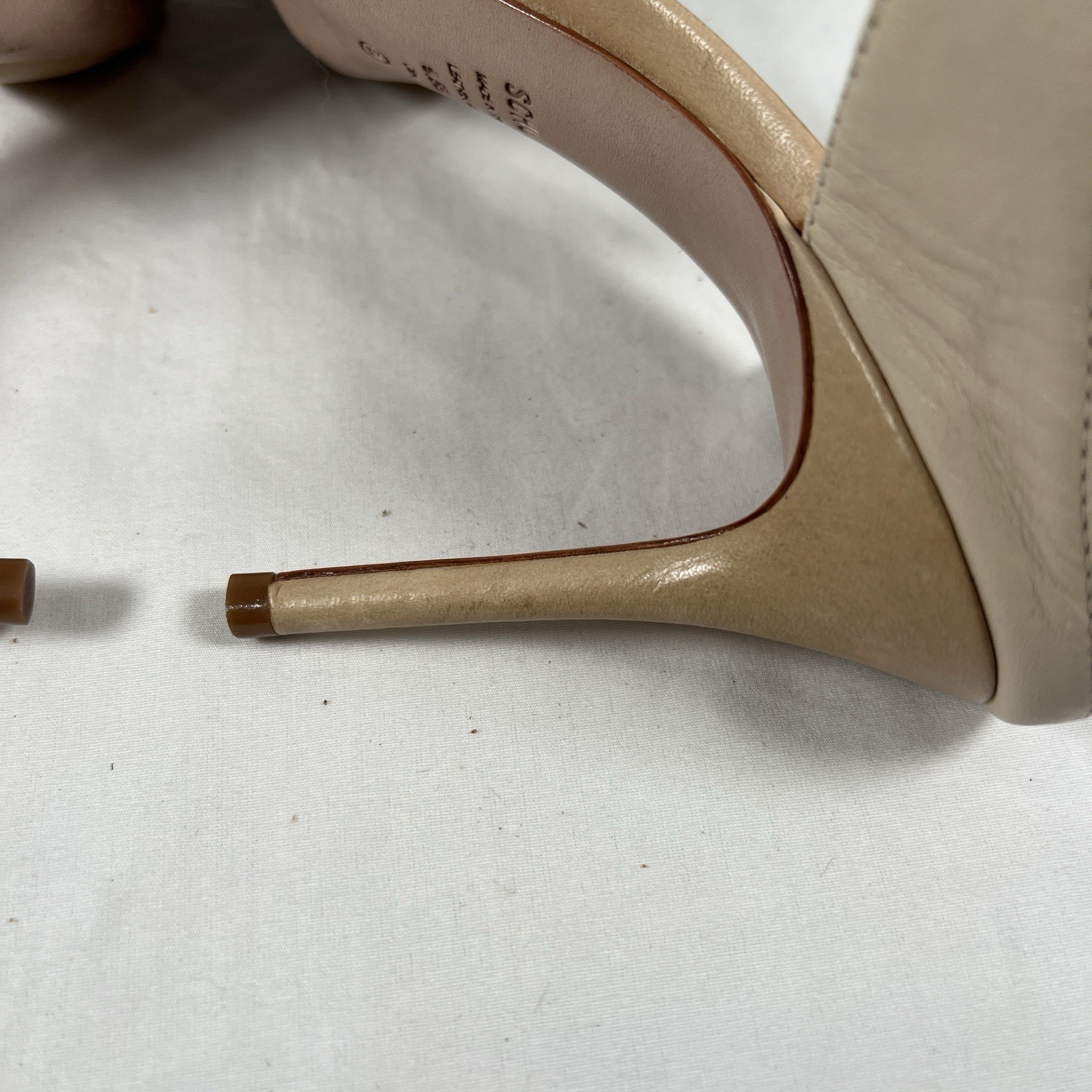 Schutz Nude Leather Pointed Toe Heels Ankle Tie Minimalist Quiet Luxury Sz 9.5B