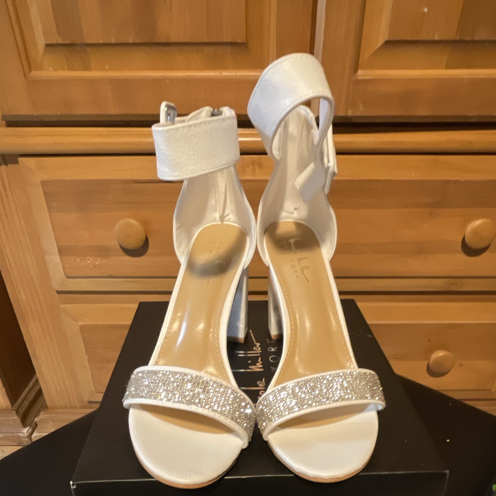 Nicole Miller New York White Rhinestone Ankle Strap Block Heel Sandals 9