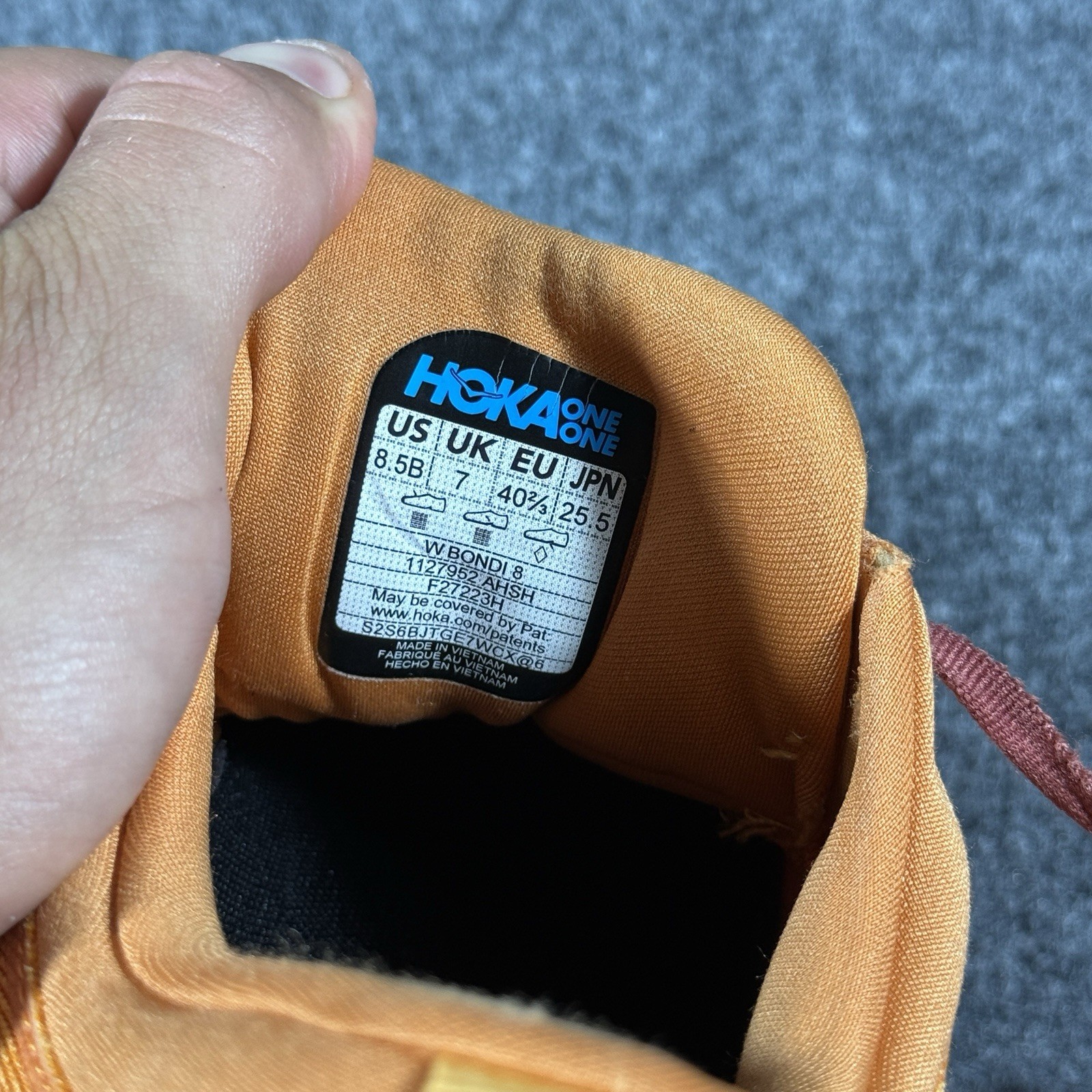 Hoka One One Bondi 8 Running Shoes Womens Size 8.5B Orange Athletic Sneaker Gym