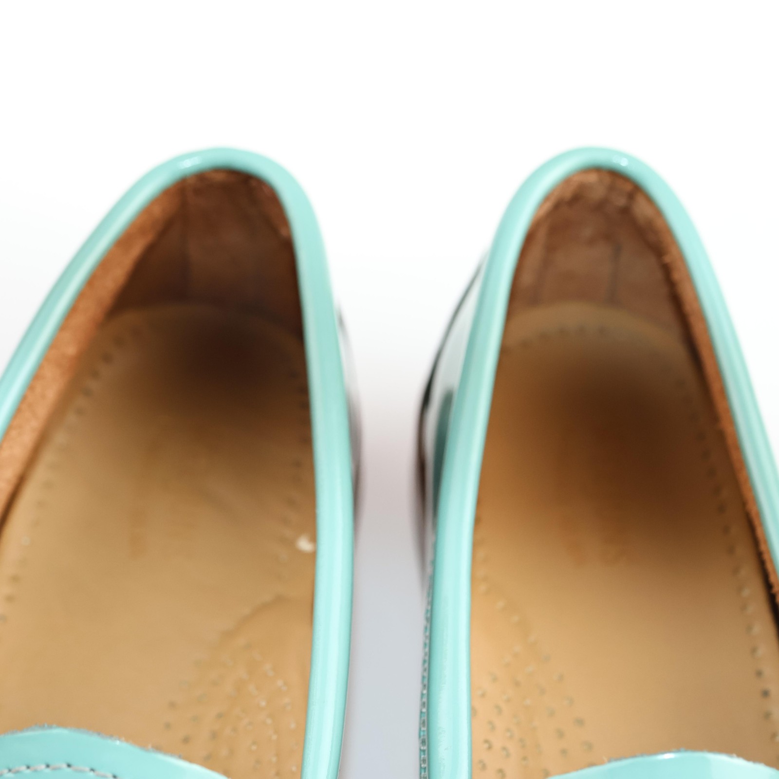 GH Bass Weejuns Womens Penny Loafers Size 6 Turquoise Aqua Patent Flat Moc Shoes