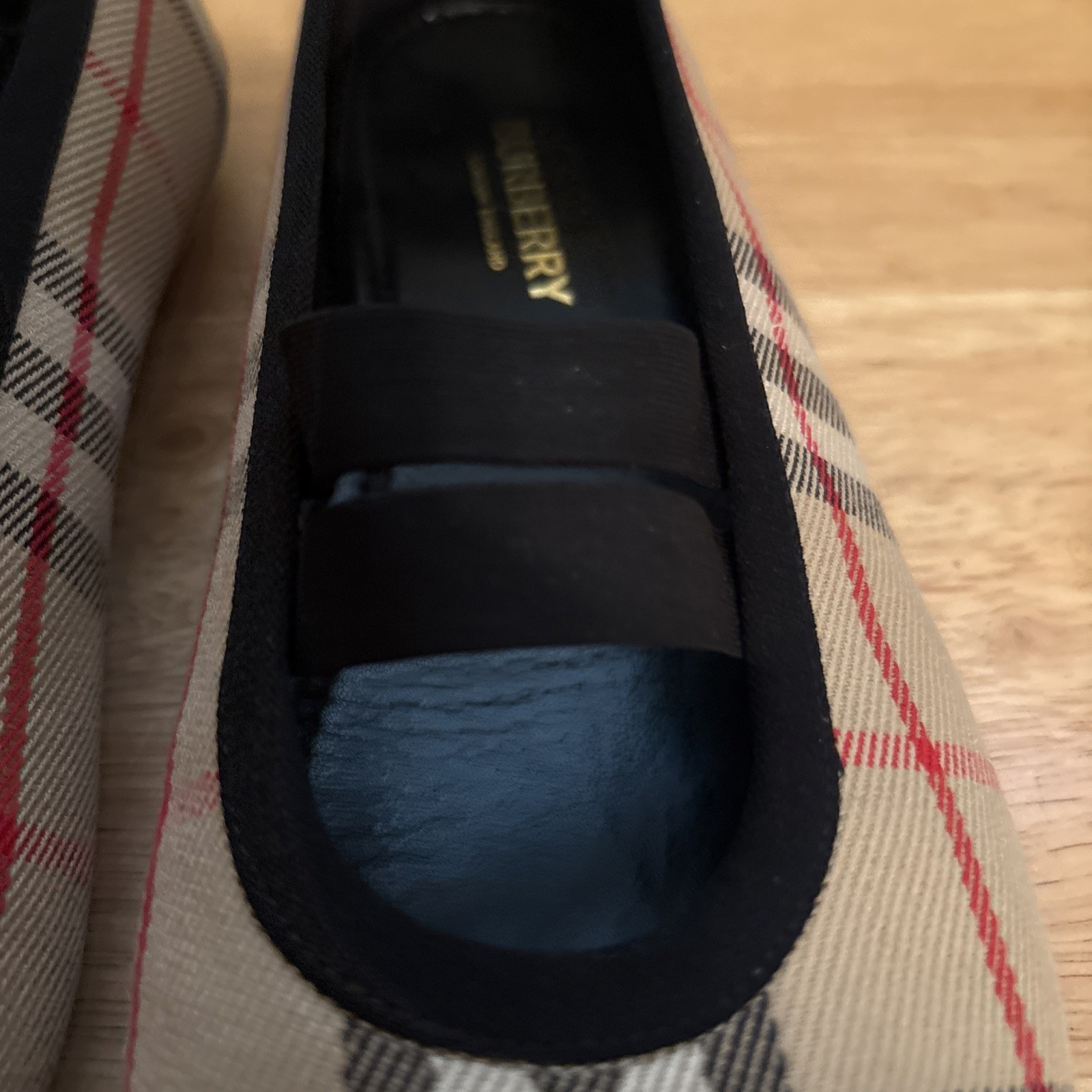 Burberry Women’s Flats Shoes Size EU 37 US 7 Ballet Nova Check