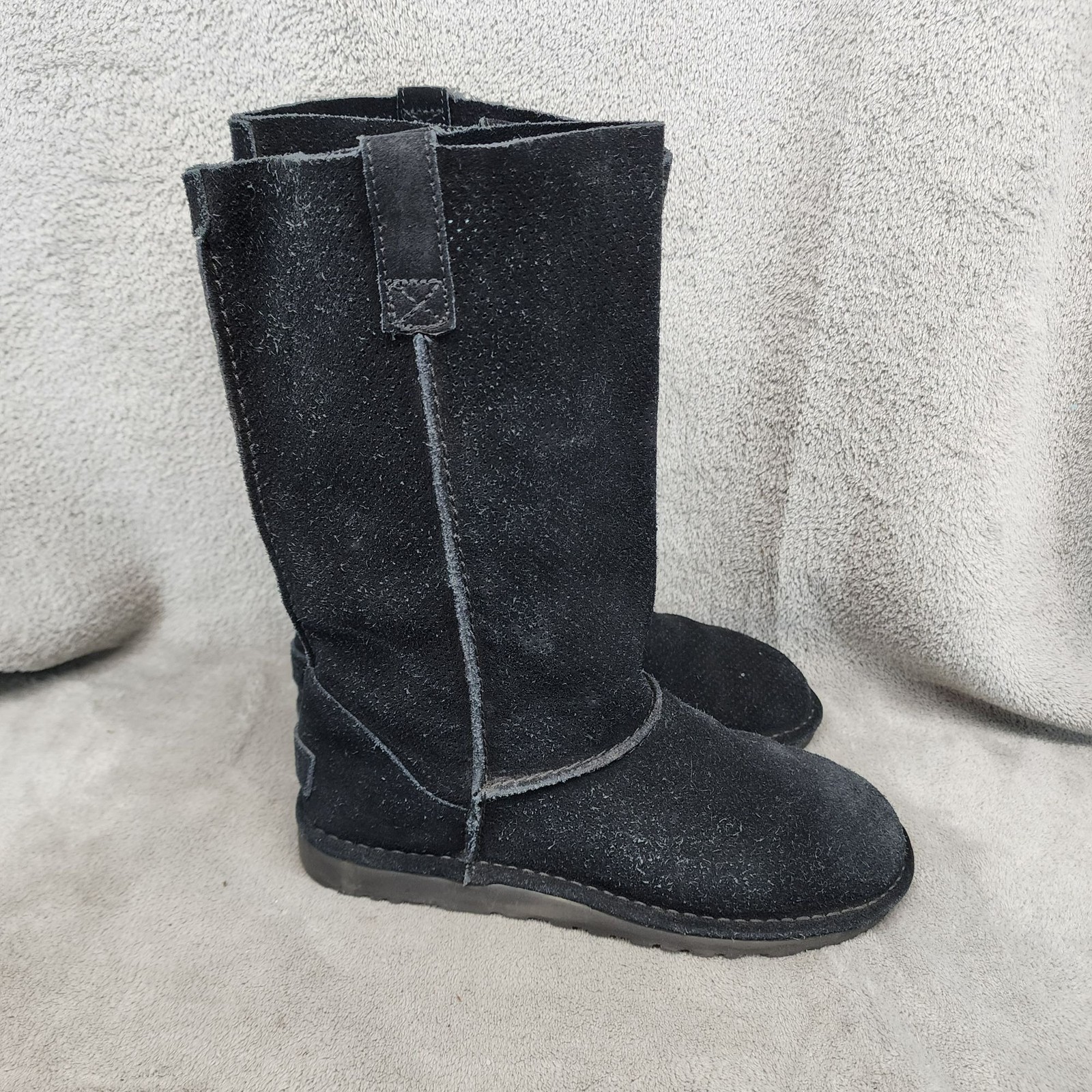 UGG Shoes Womens Size 9 Black Perforated Leather Unlined Tall Boots *Read*