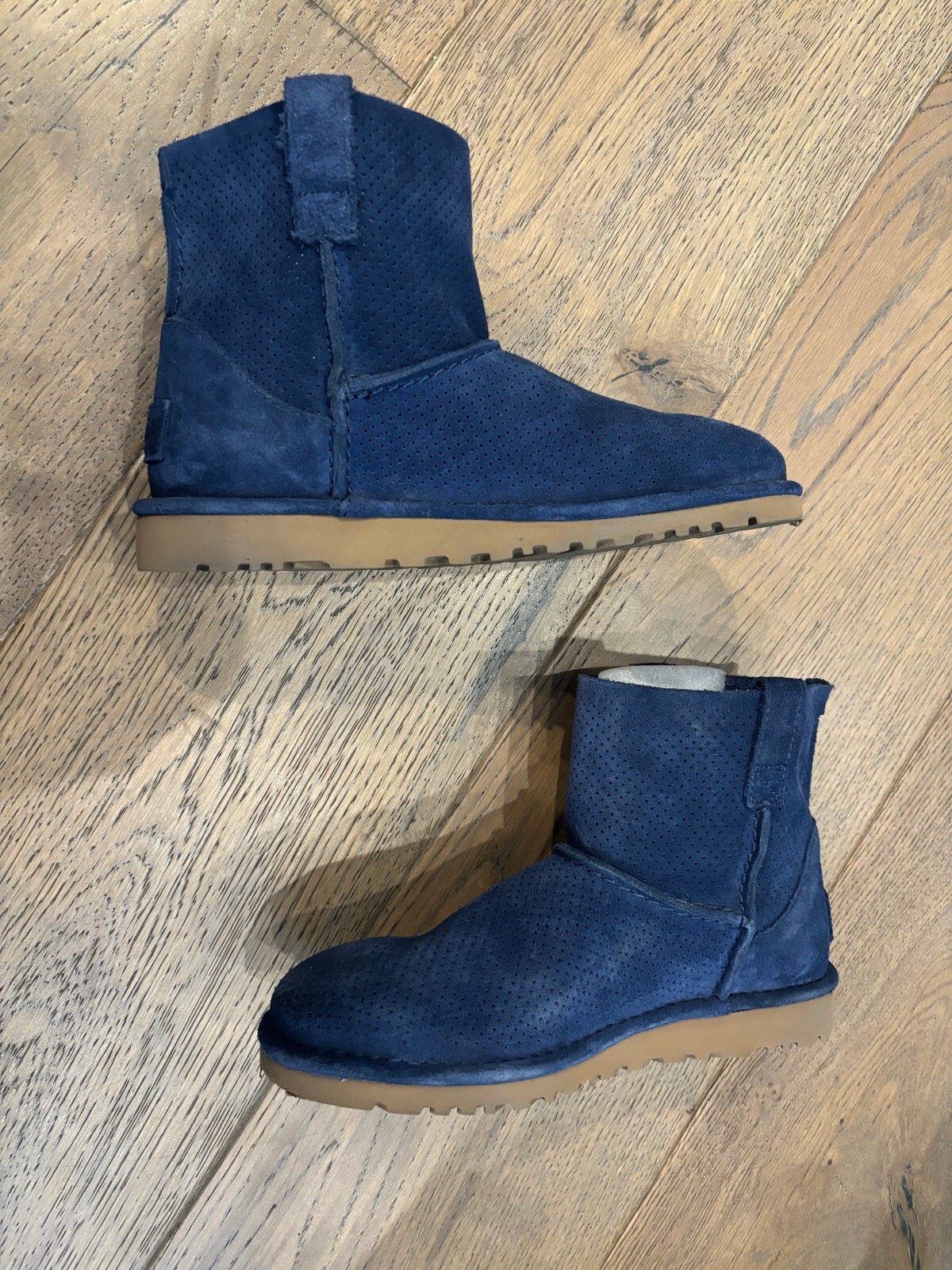 UGG S/N 1016852 Blue Classic Unlined Mini Perforated Winter Ankle Boots Size 6