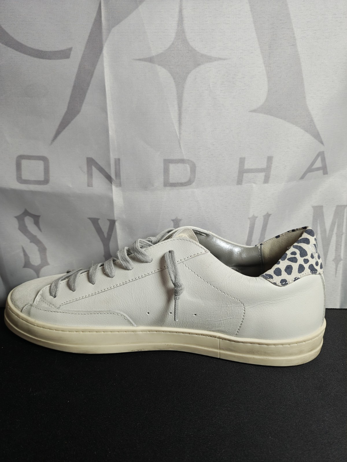 P448 Women’s 11/11.5 (42) John Low Top Sneaker White $298 New Blemishes