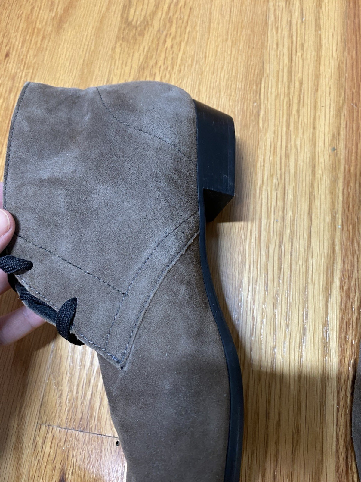 MUNRO ALL AMERICAN Taupe Gray Suede Ankle Bootie Shock Absorbent Size 8.5 NARROW