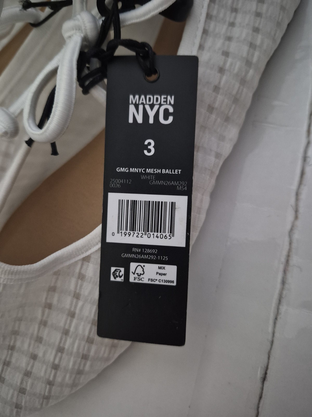 Madden NYC Women’s White Flat Toed Size 3
