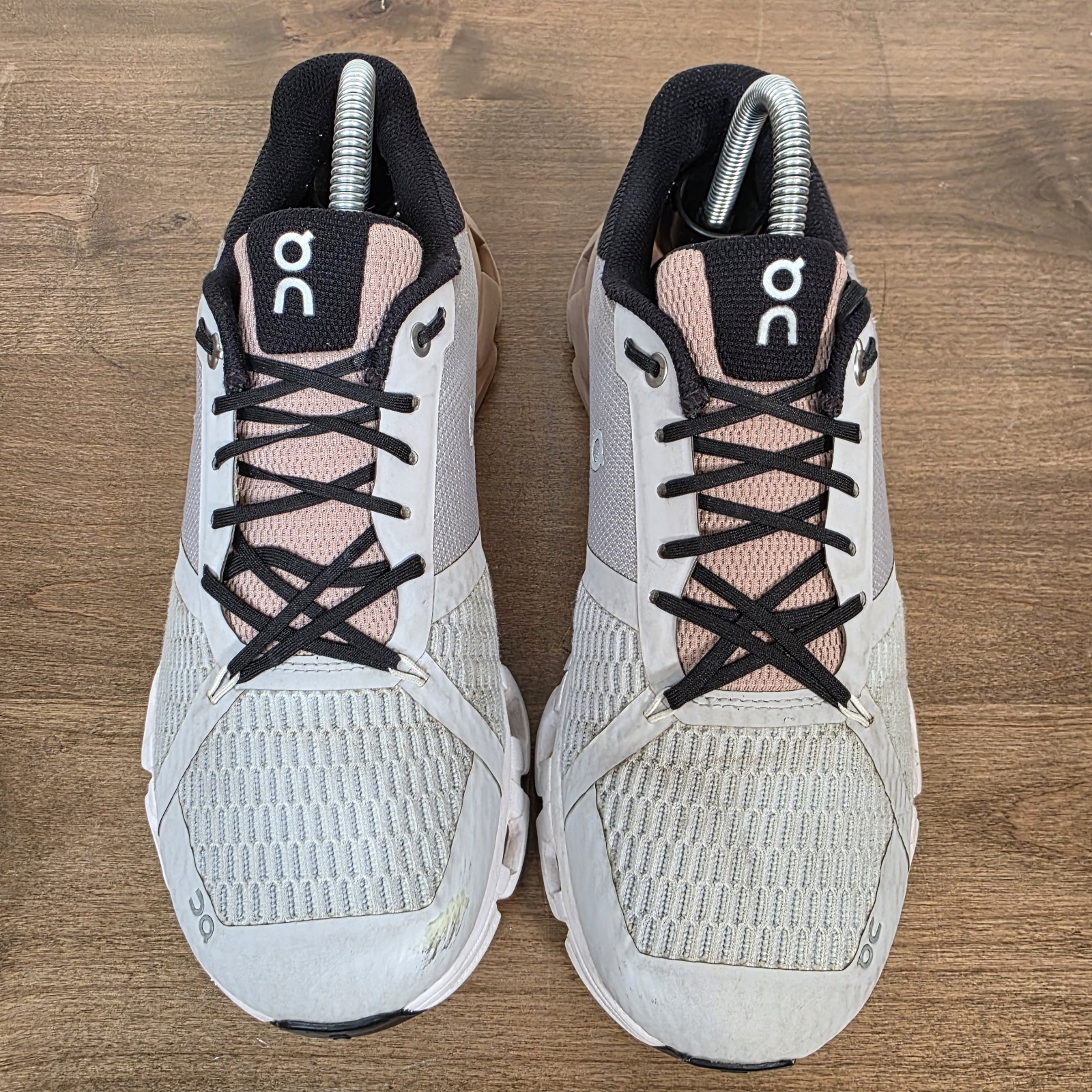 On Cloud Cloudflyer Running Shoes Womens 9 Sneakers Glacier Rosebrown 21.9956