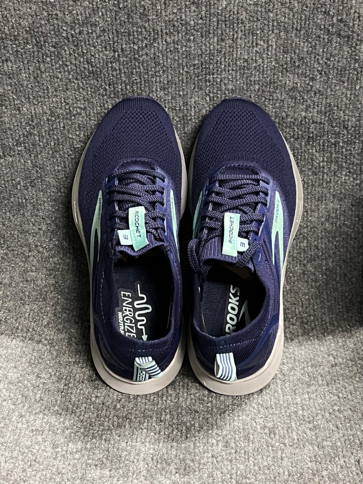 Brooks Sneakers Women Size 7 Ricochet 3 Running Shoes Navy Blue