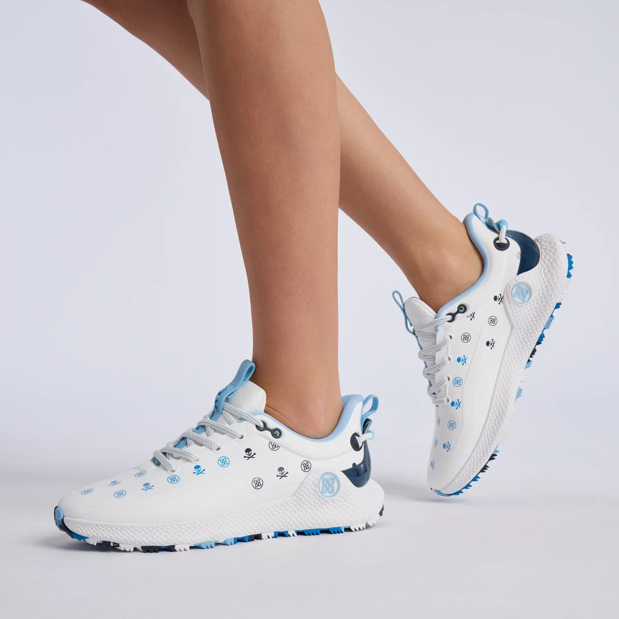 2026 G/Fore Women’s MG4+ O2 Gradient Skull & Tees Golf Shoes: Snow/Multi