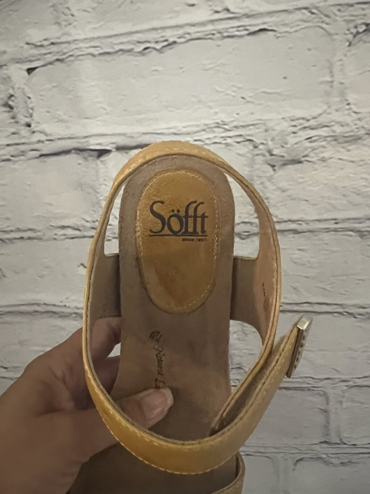 Sofft VERDI Lemon Yellow Sandal EUC Women’s Size US 9.5