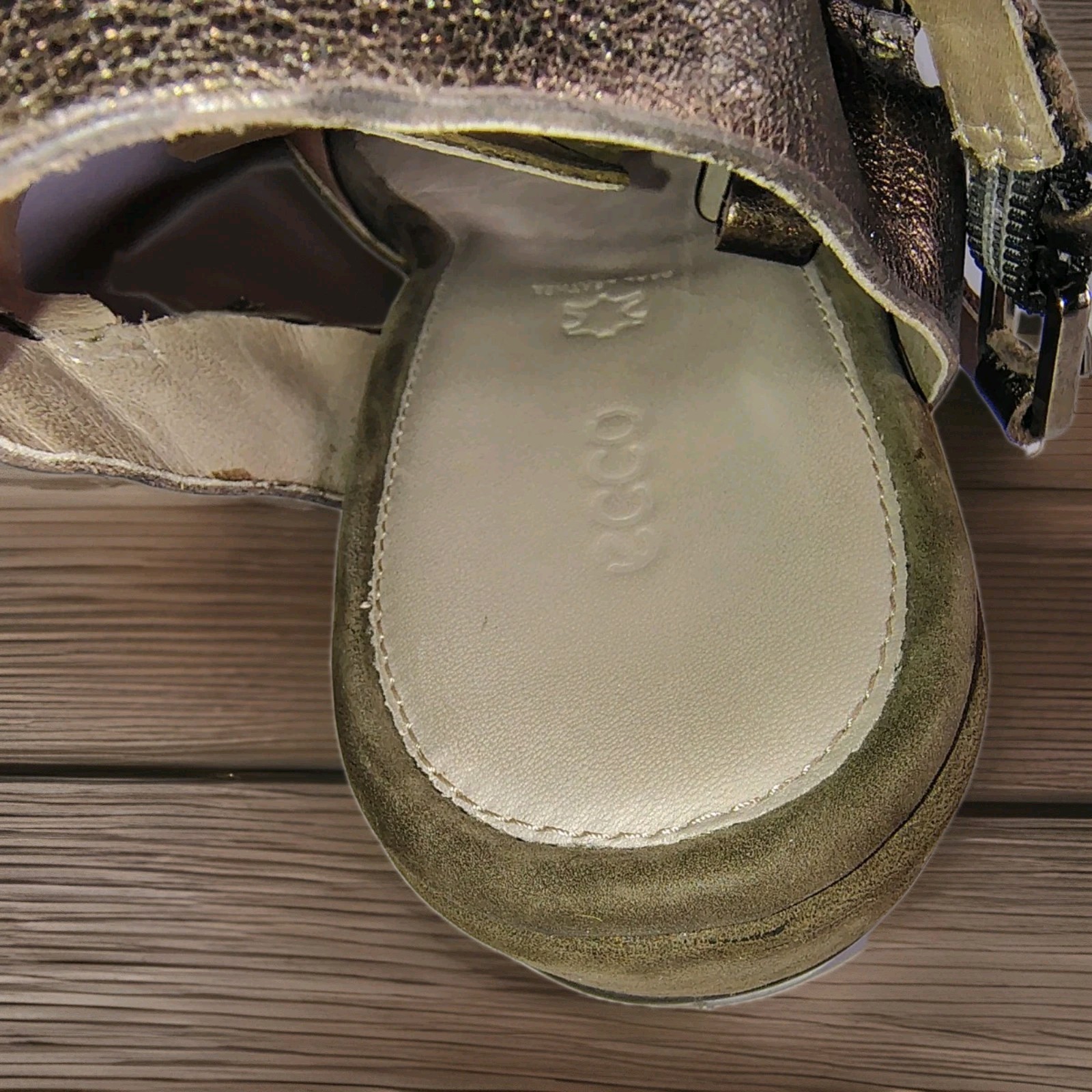ECCO Touch 25 Grey Hooded Double Strap Sz 39 Sandal