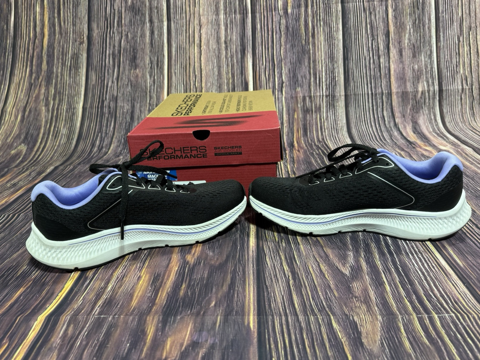 Skechers Women’s Go Run Consistent 2.0 Mile Sneaker Size 7.5 W/original Box
